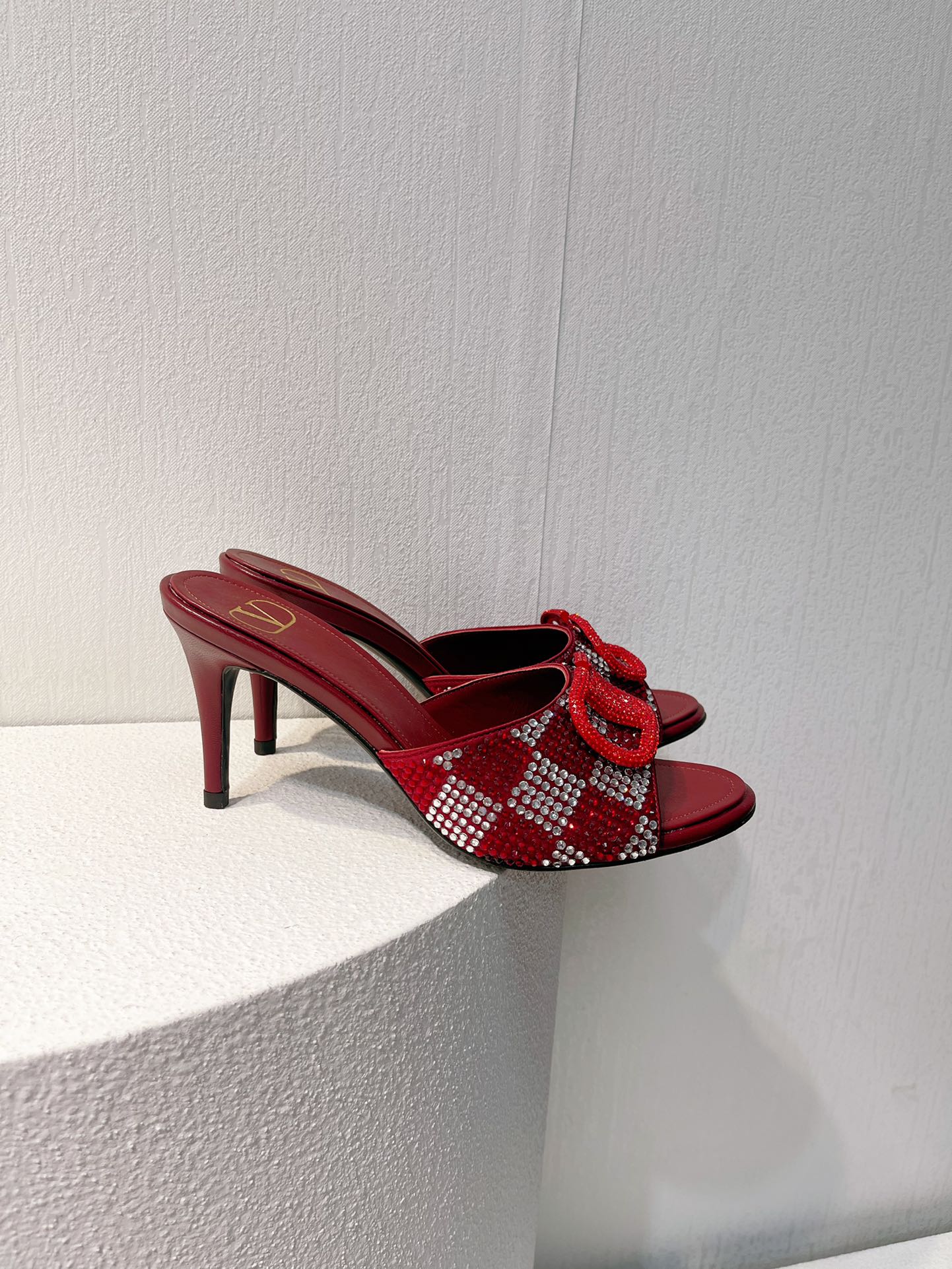 VT High Heeled Sandals Ruby Red Sheepskin 292842