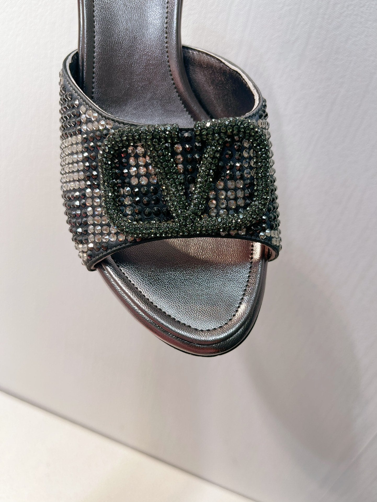 VT High Heeled Sandals Gray Sheepskin 292845