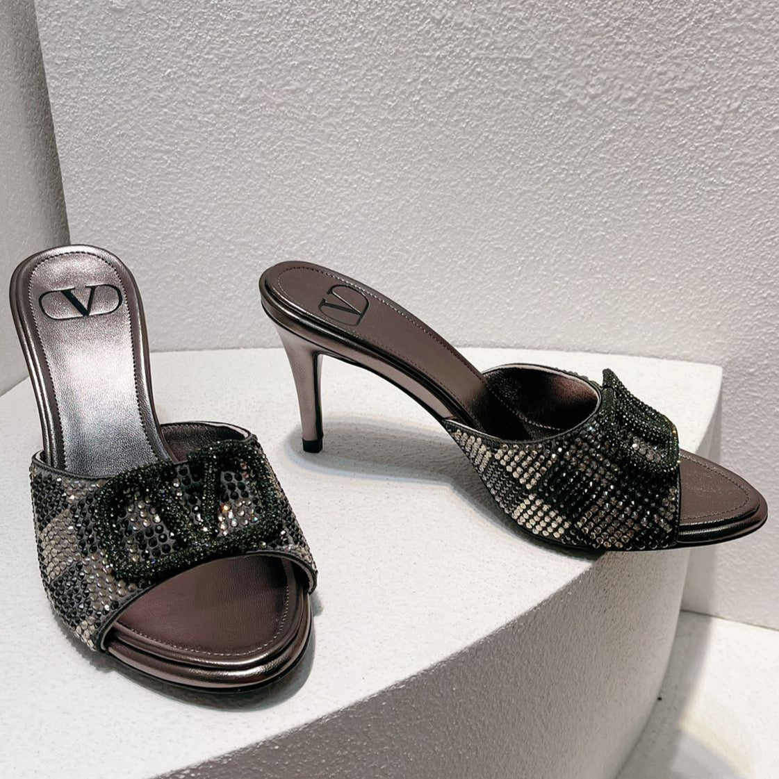 VT High Heeled Sandals Gray Sheepskin 292845