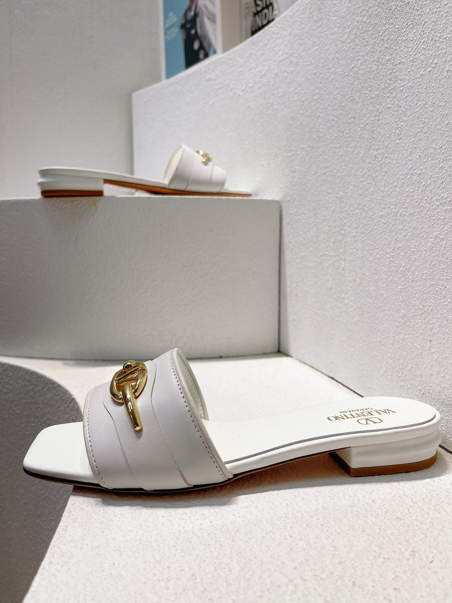 VT Moon Slides in Leather White Cowhide 292858