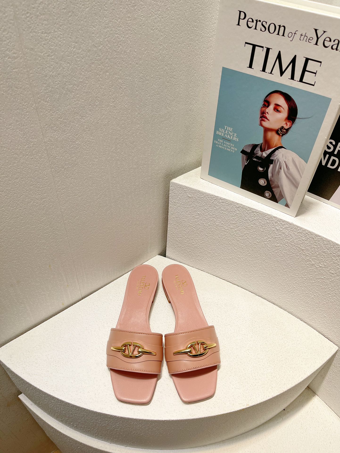 VT Moon Slides in Leather Pink Cowhide 292860