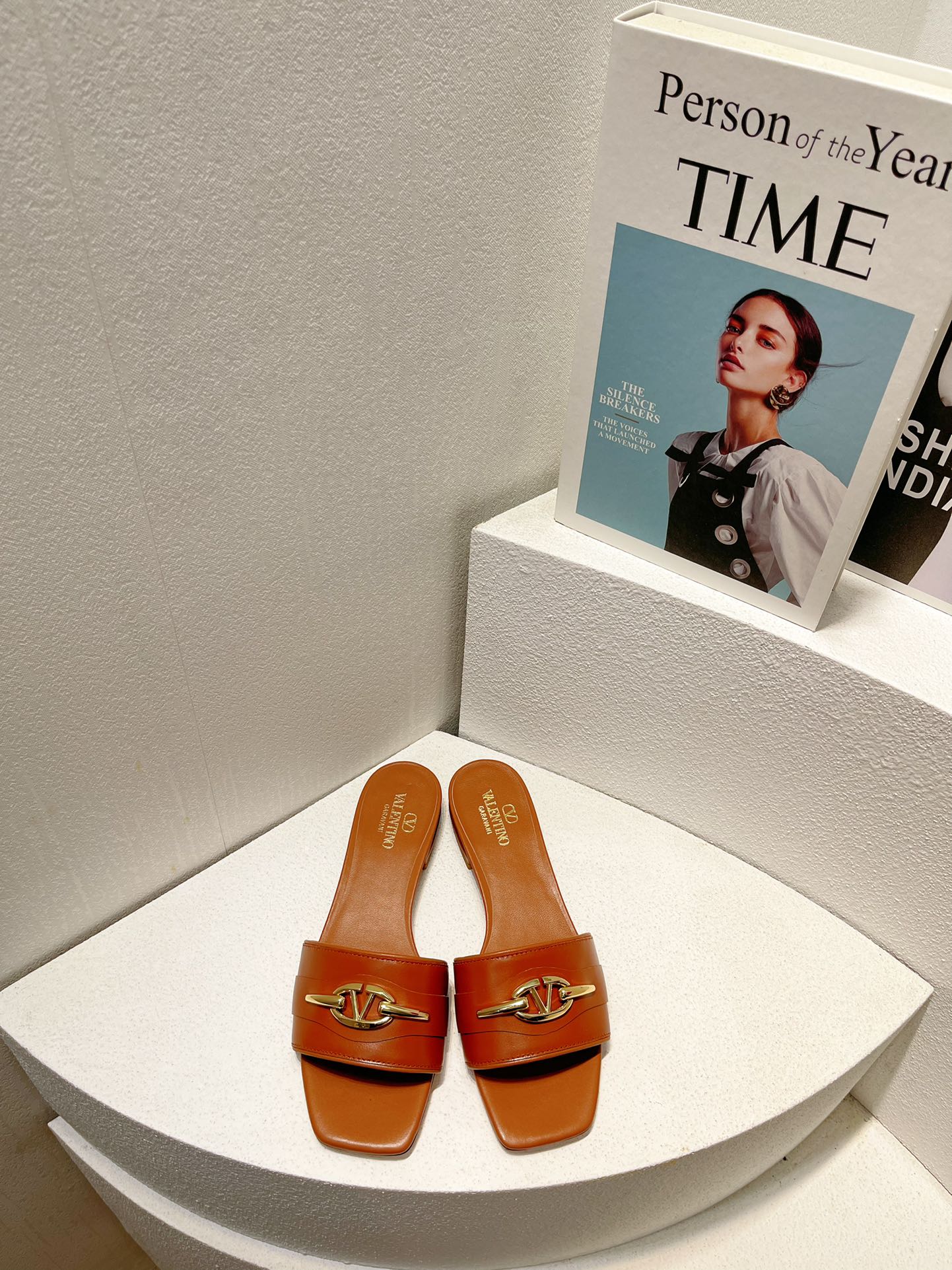 VT Moon Slides in Leather Brown Cowhide 292861