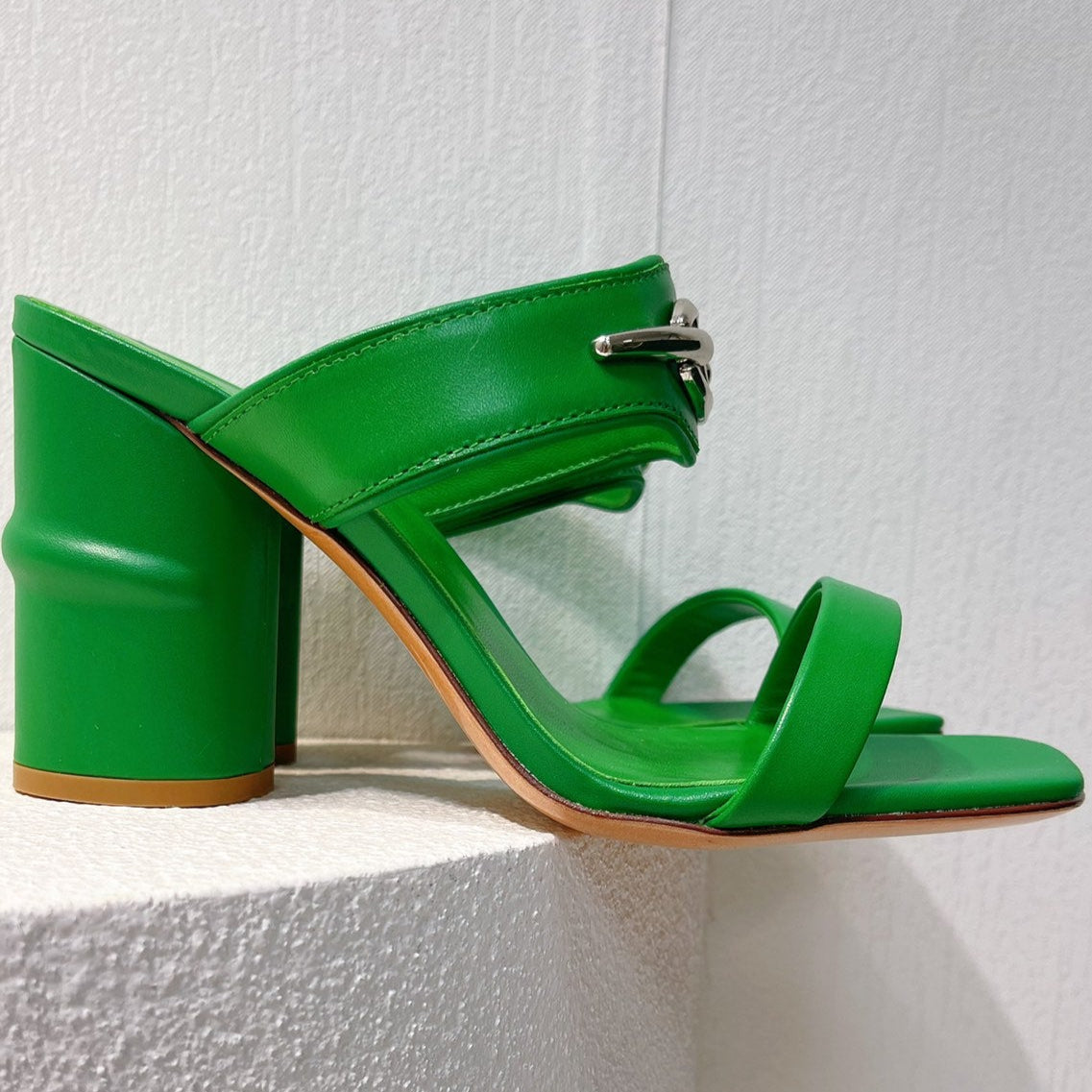VT Heeled Sandal Green Cowhide 292880