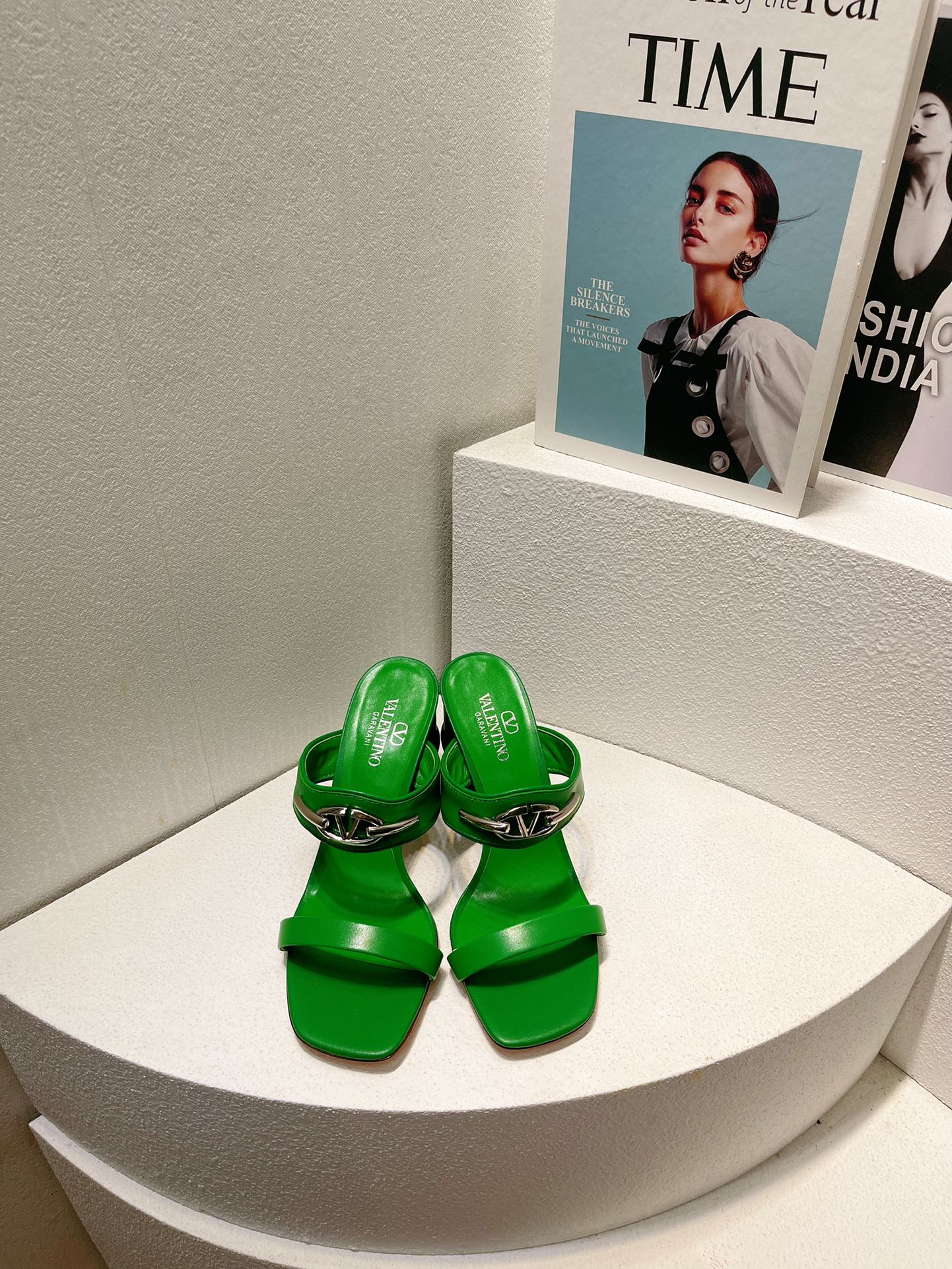 VT Heeled Sandal Green Cowhide 292880