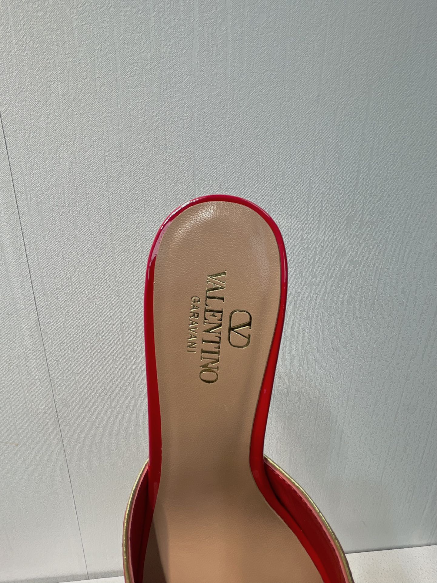 VT Mid Heel Mule Sandal Red Sheepskin 292759