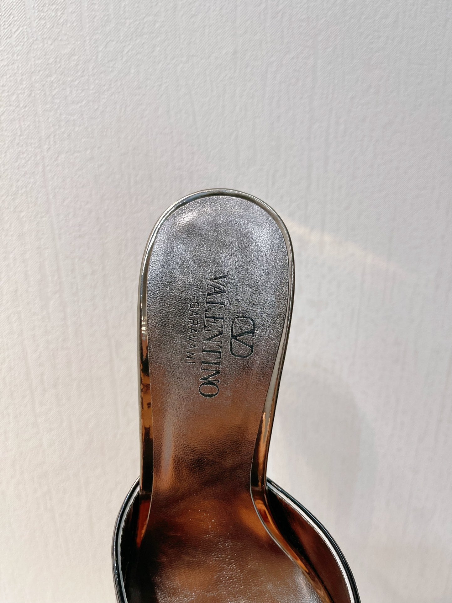 VT Mid Heel Mule Sandal Gray Sheepskin 292766