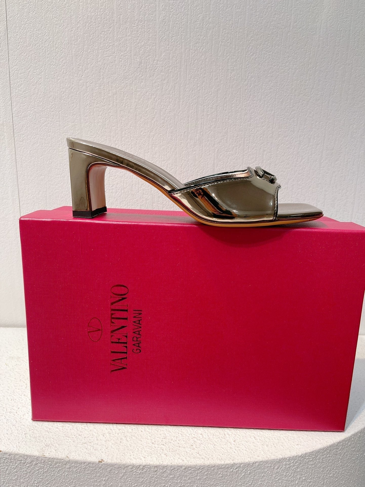 VT Mid Heel Mule Sandal Gray Sheepskin 292766