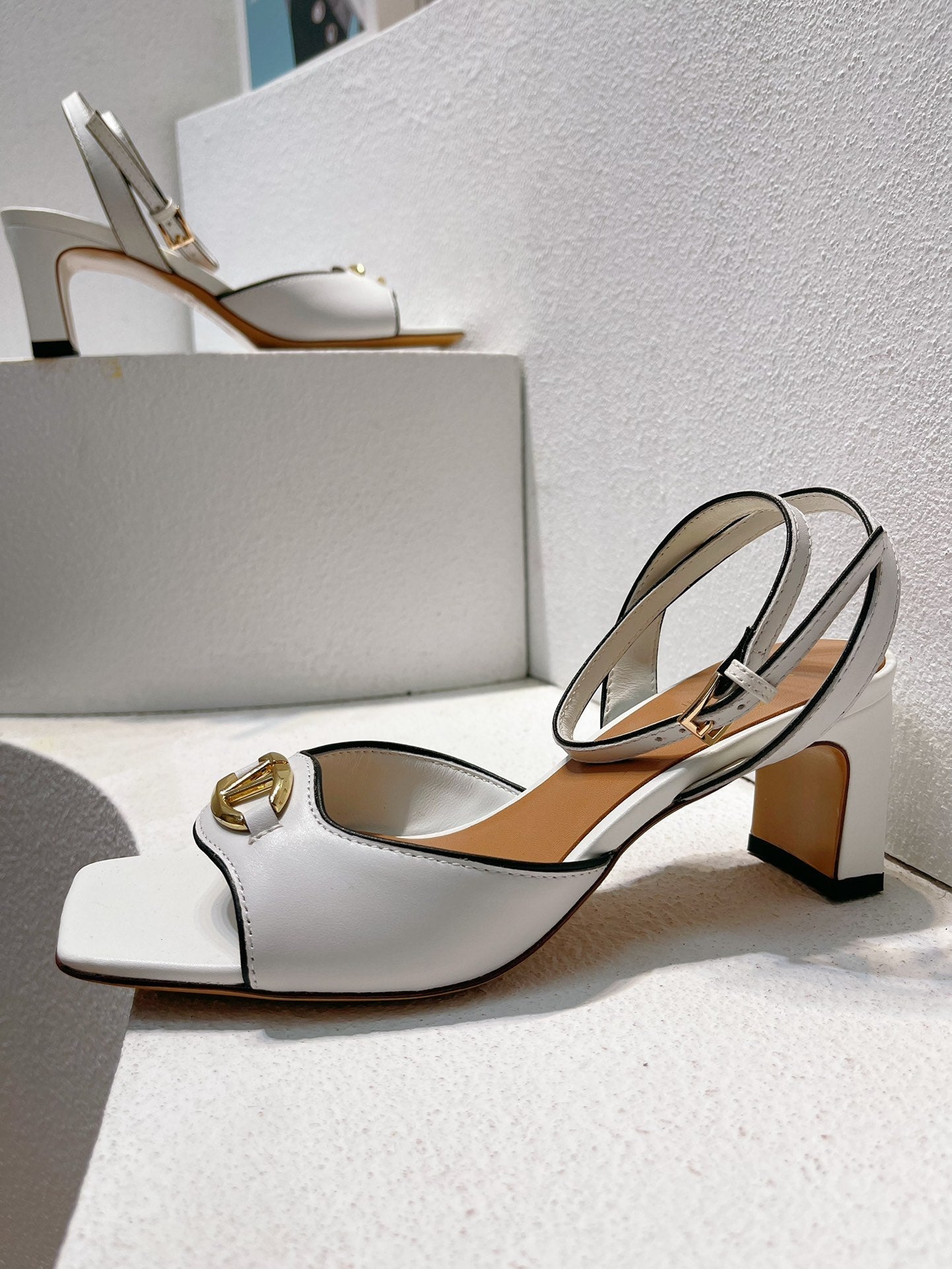 VT Sandals Heels 50mm White Cowhide 292768