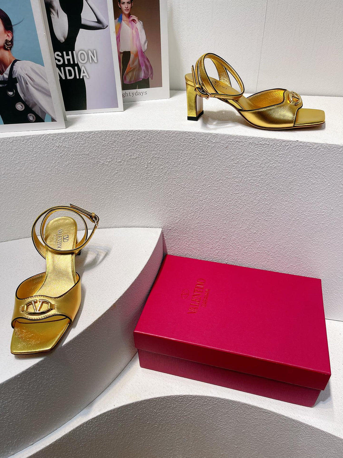 VT Sandals Heels 50mm Gold Cowhide 292774