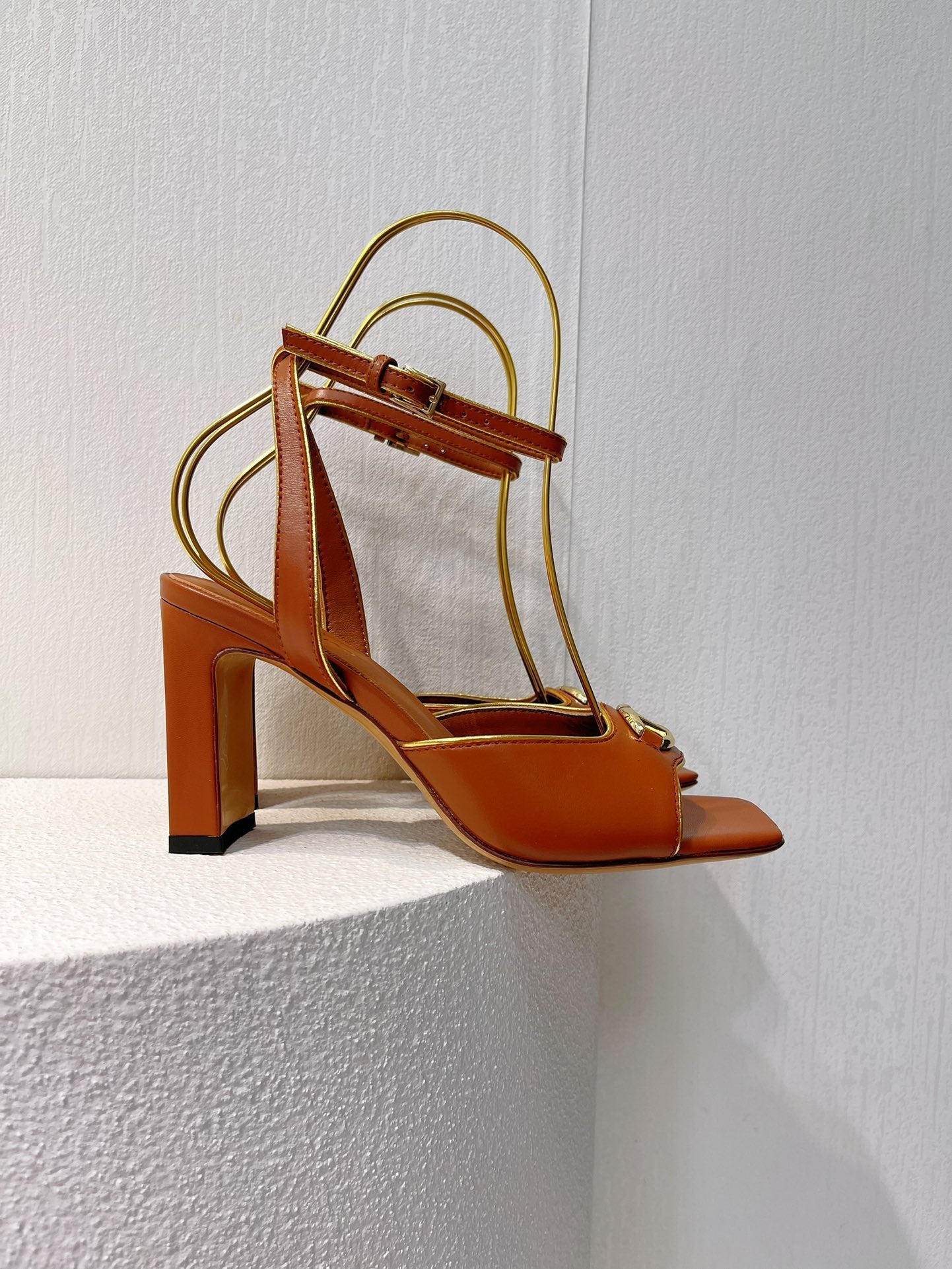 VT Sandals Heels 70mm Brown Cowhide 292783