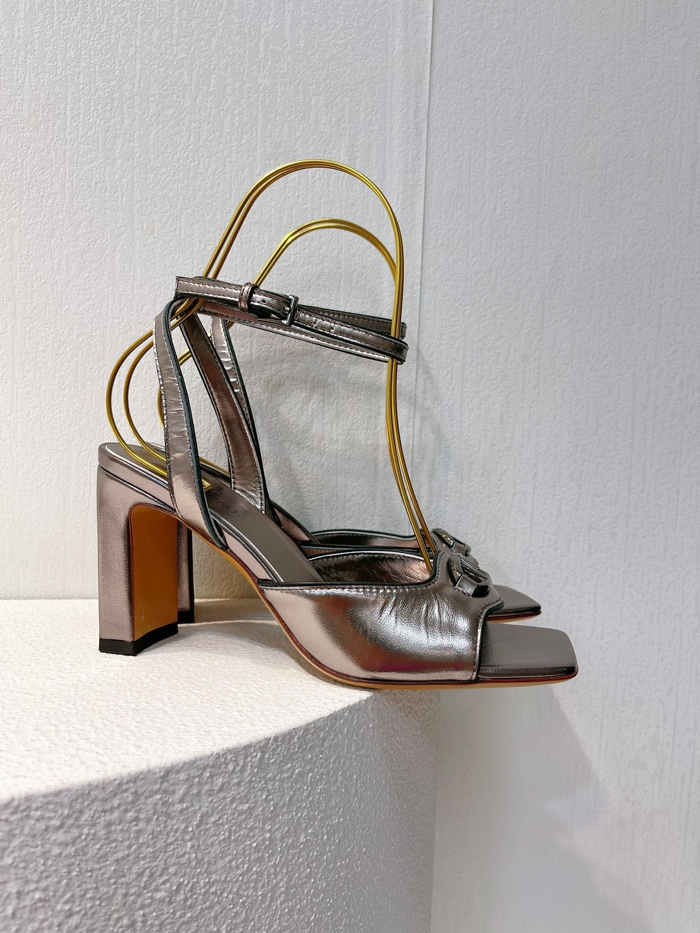 VT Sandals Heels 70mm Gray Cowhide 292786