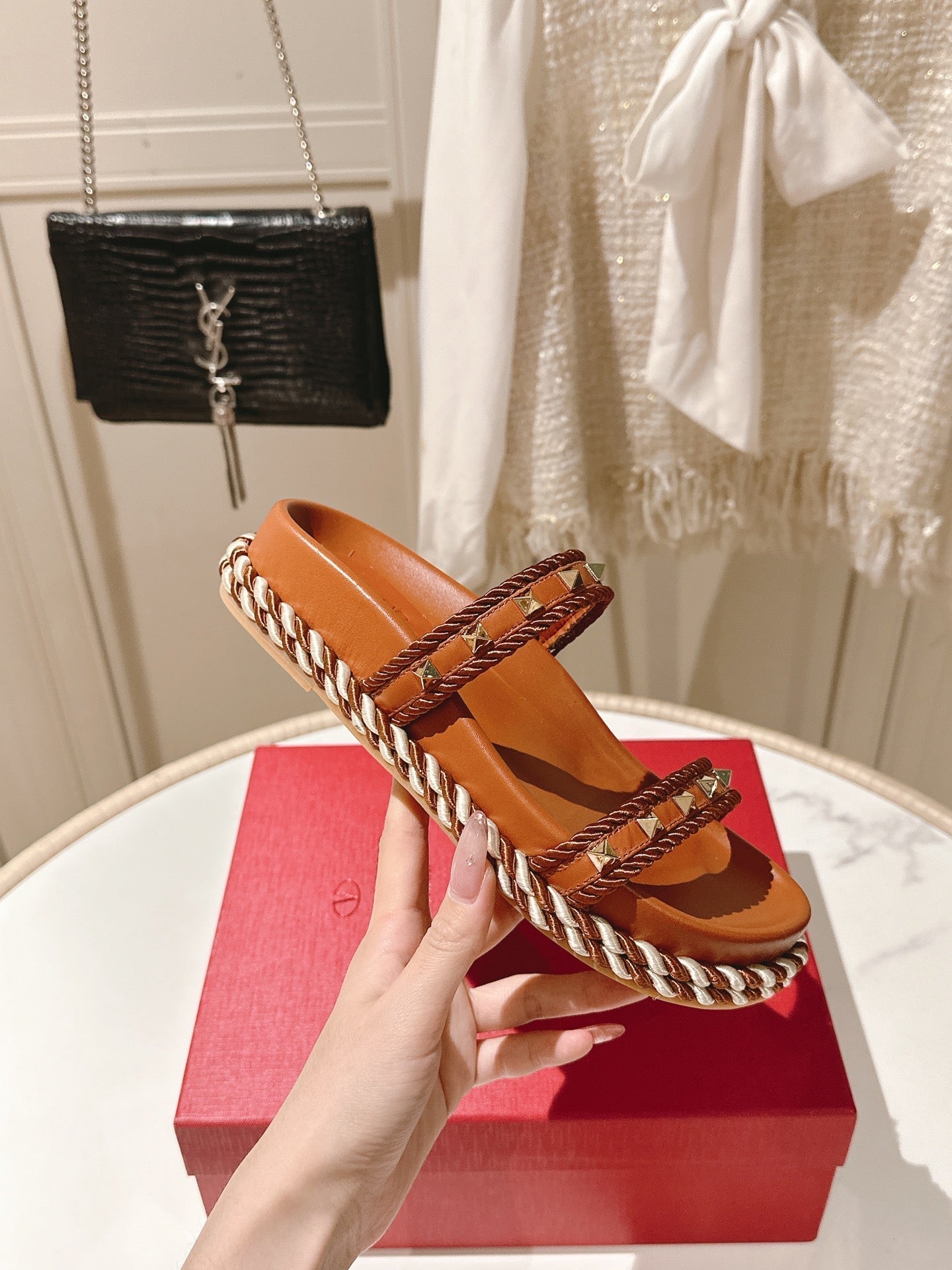 VT Rockstud Sandals Brown Espadrilles Cowhide 328127