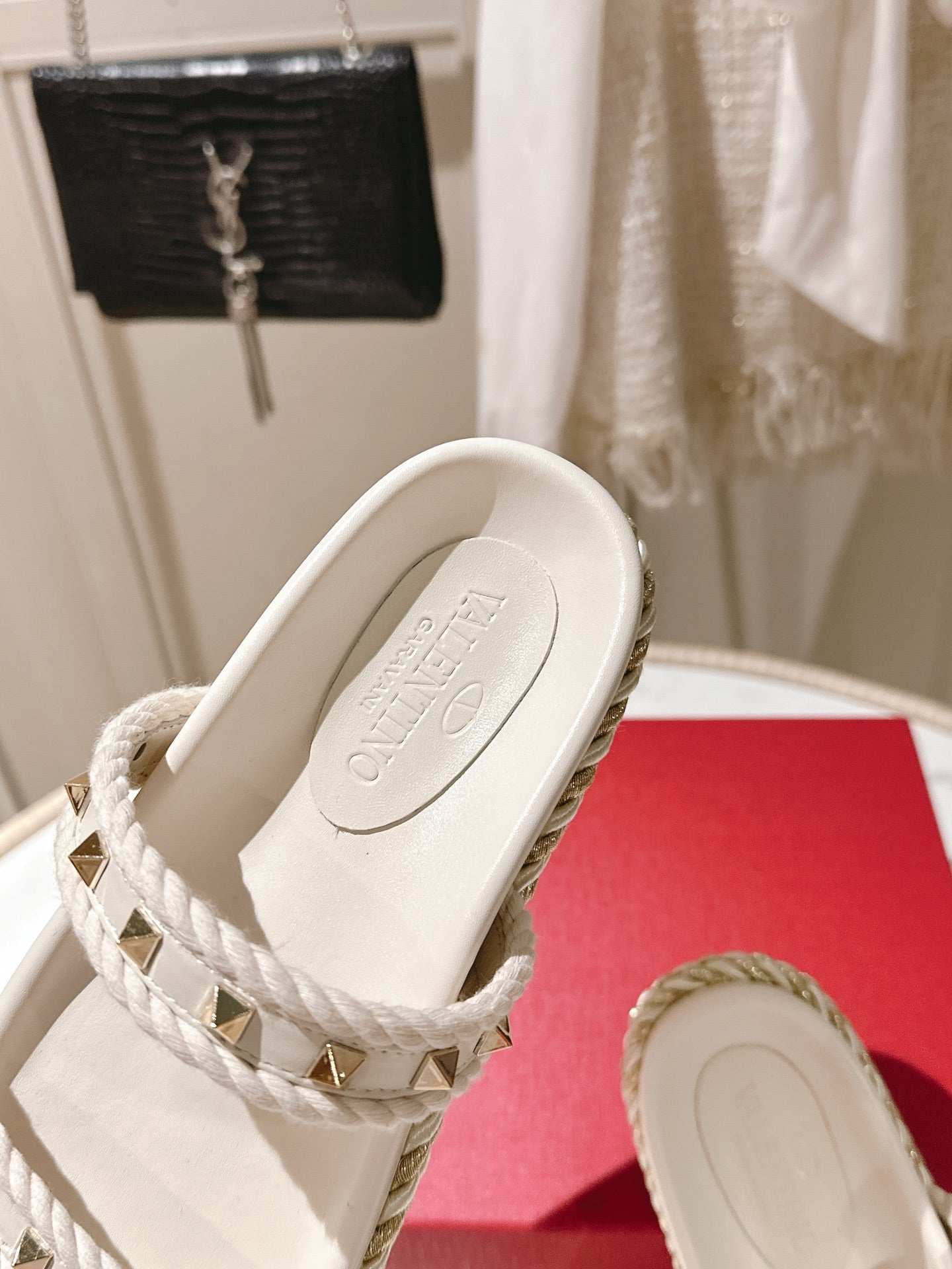 VT Rockstud Sandals White Espadrilles Cowhide 328128