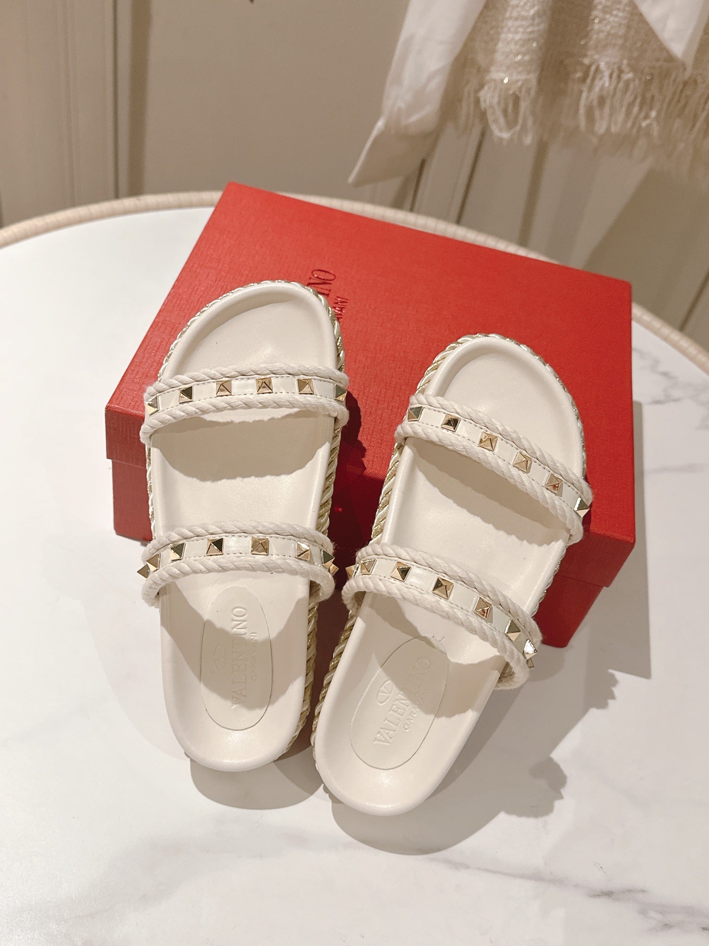 VT Rockstud Sandals White Espadrilles Cowhide 328128