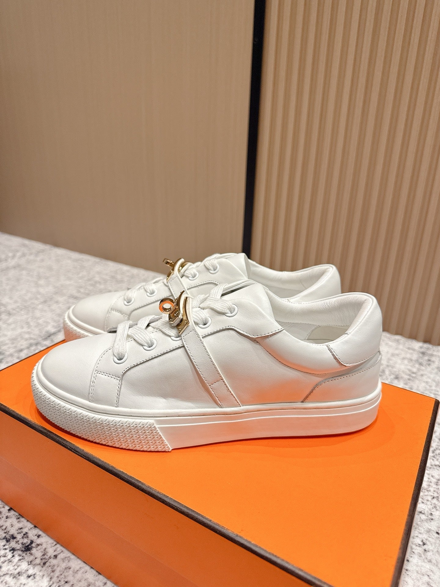 HM Casual Sneakers Gold Buckle  White Leather