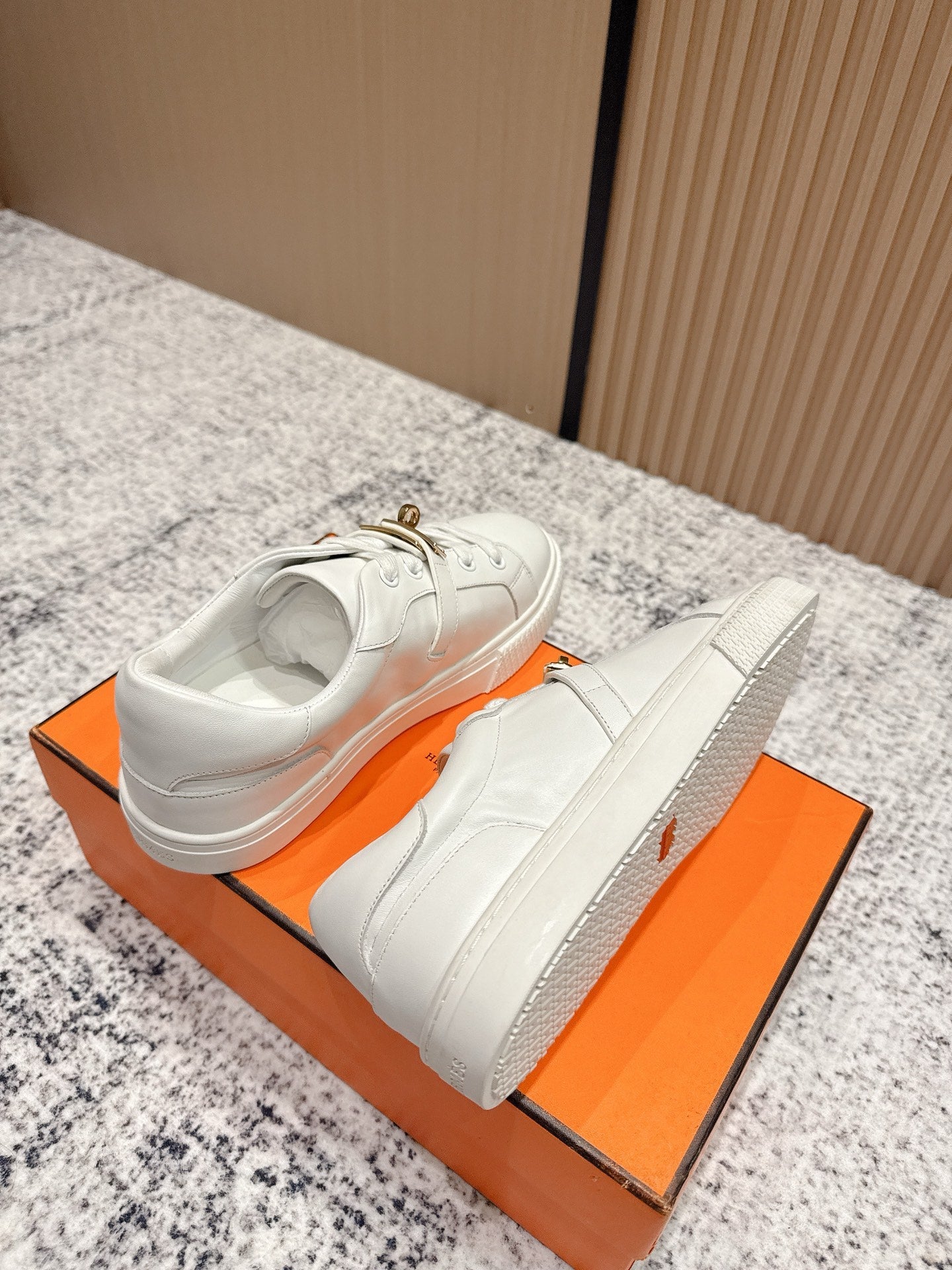 HM Casual Sneakers Gold Buckle  White Leather