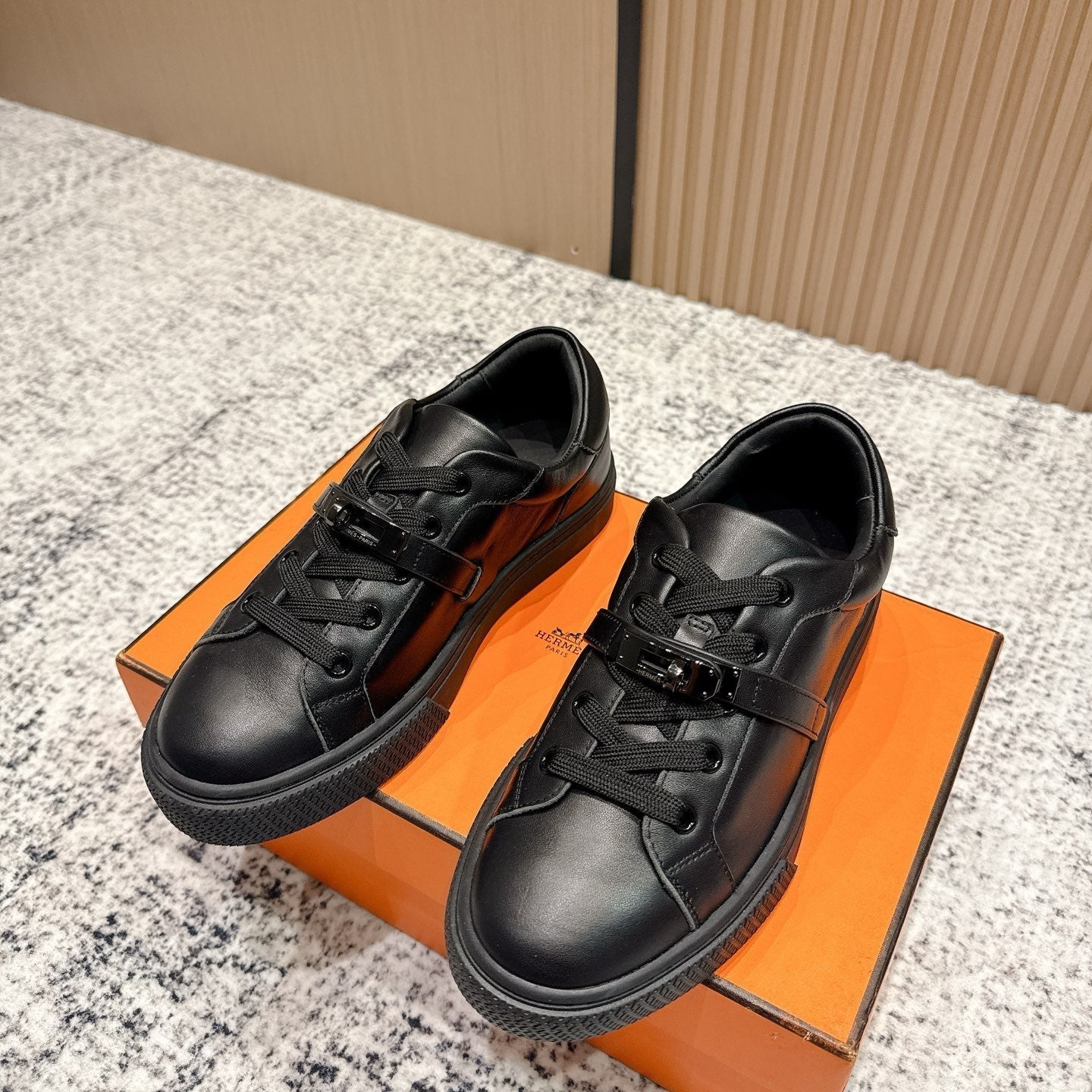 HM Casual Sneakers Black Buckle  Black Leather