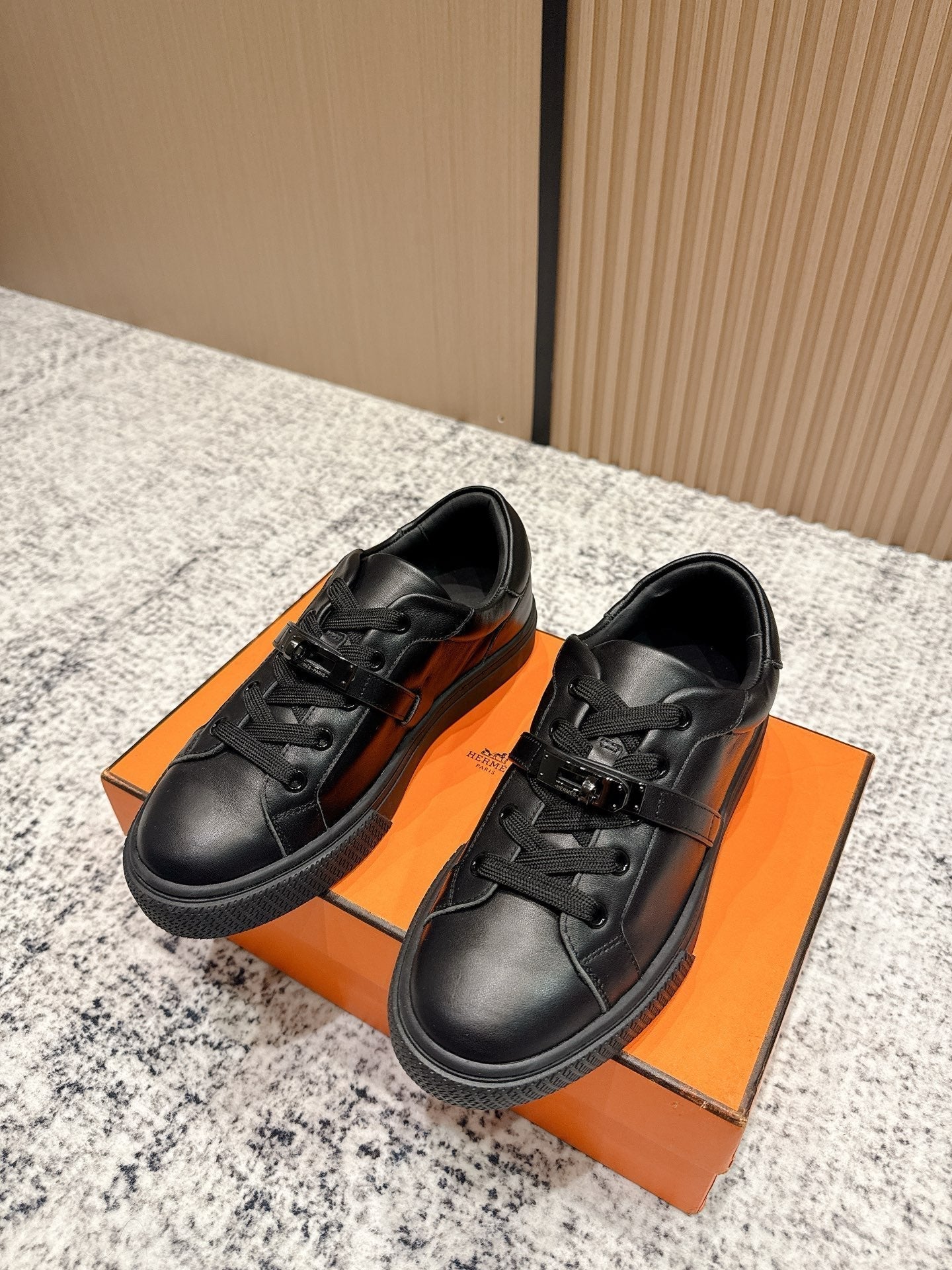 HM Casual Sneakers Black Buckle  Black Leather