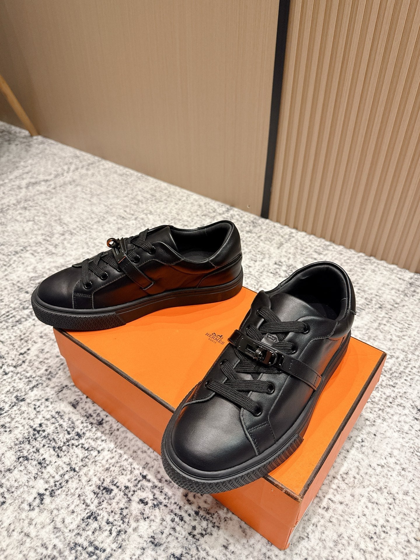 HM Casual Sneakers Black Buckle  Black Leather