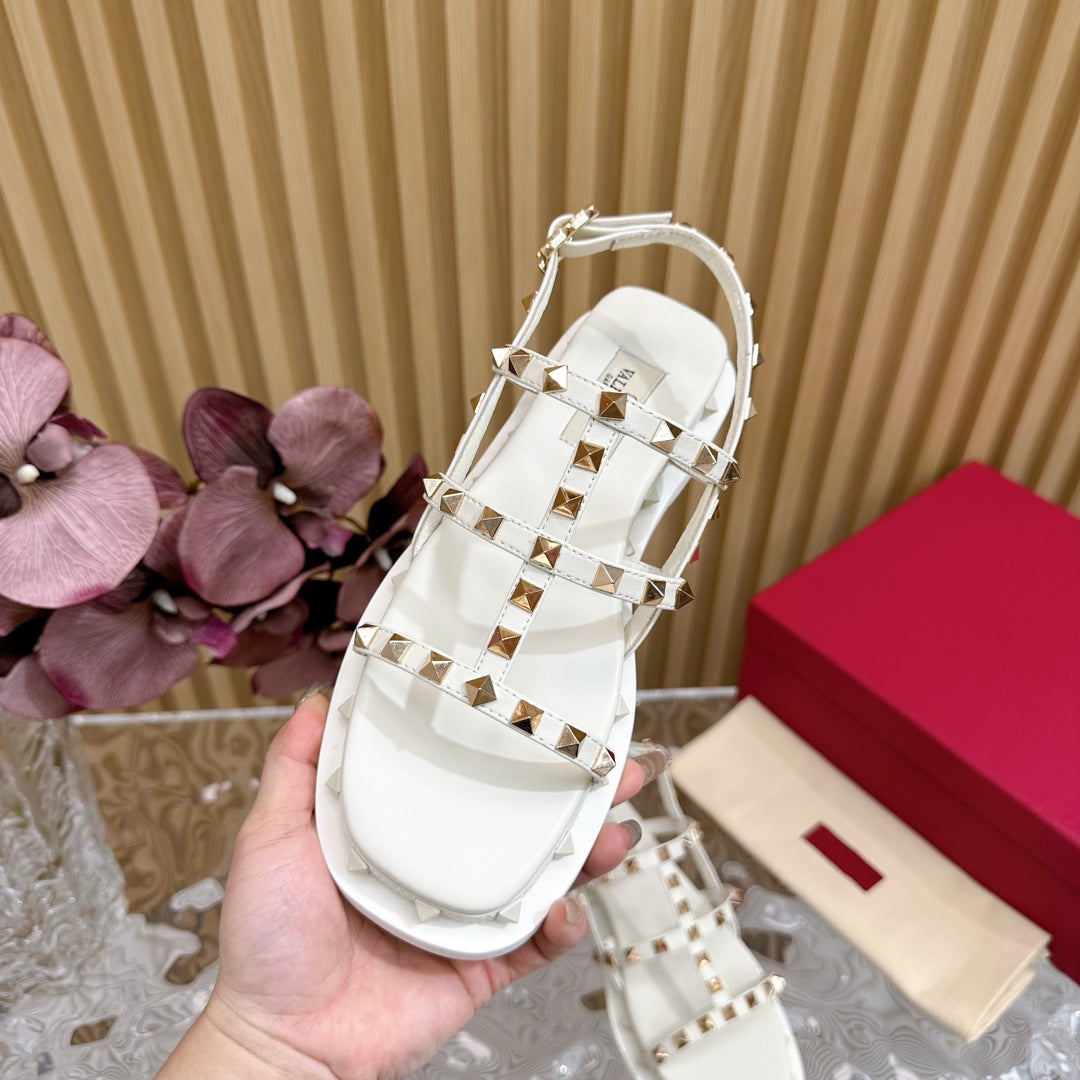 Rockstud M-Way Platform Sandal White Leather