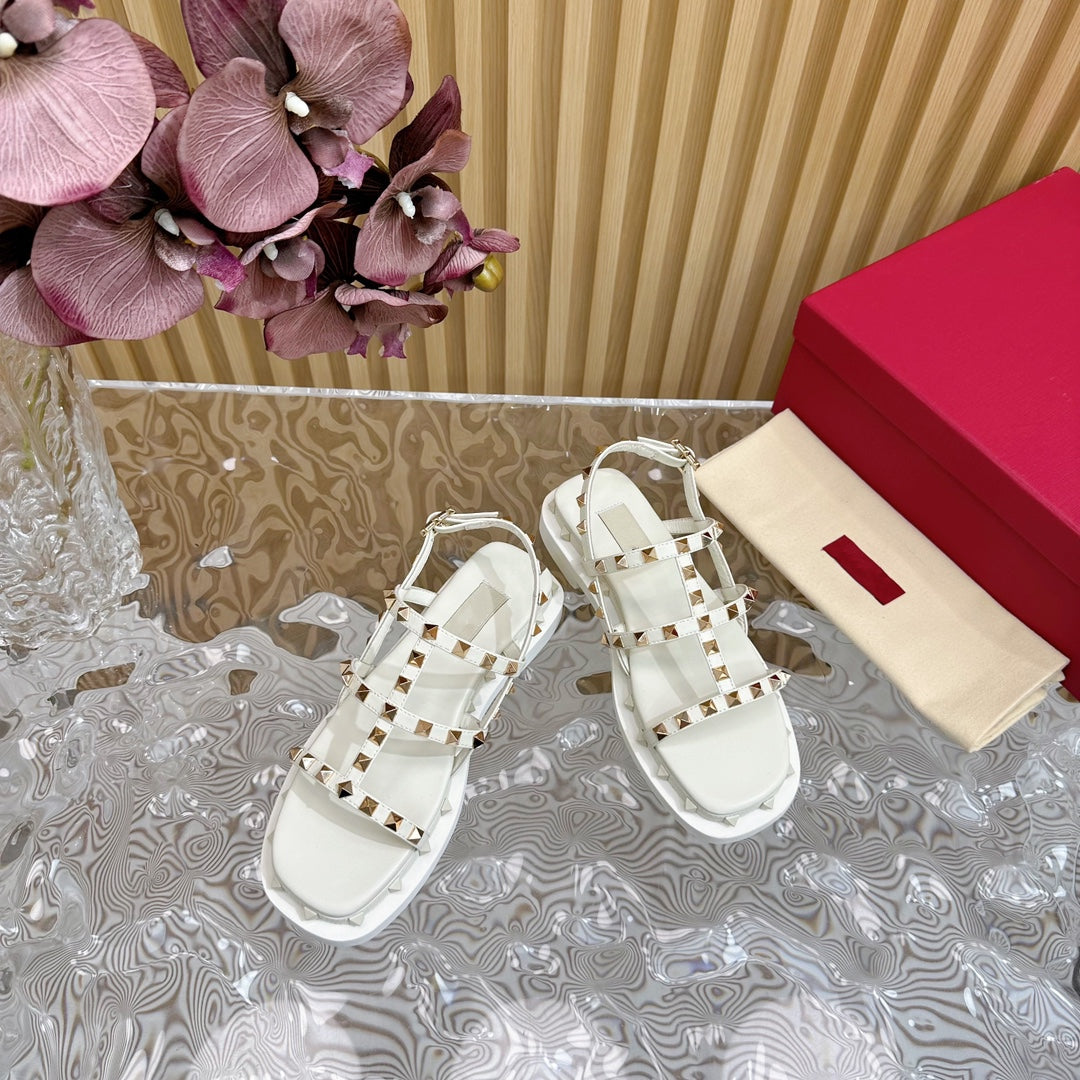 Rockstud M-Way Platform Sandal White Leather