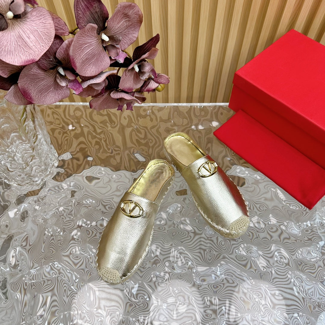 The Bold Edition VLogo Mules Gold Leather