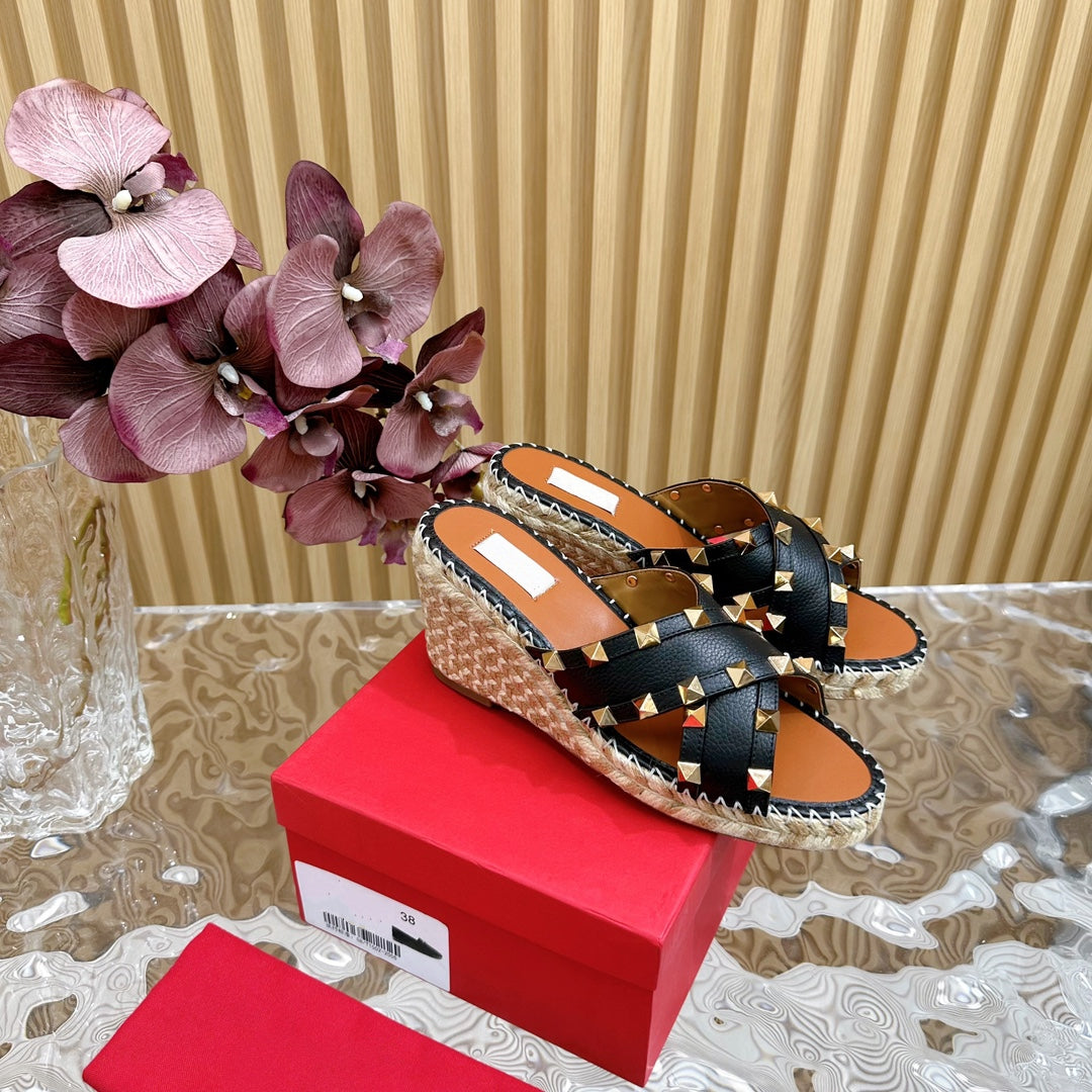 Rockstud Crisscross Espadrilles 80mm Sandal Wedges Black