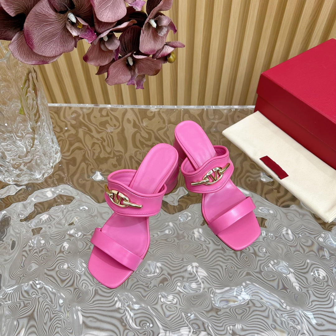 High Heel 70 Sandal The Bold Edition Vlogo Square Toe Pink