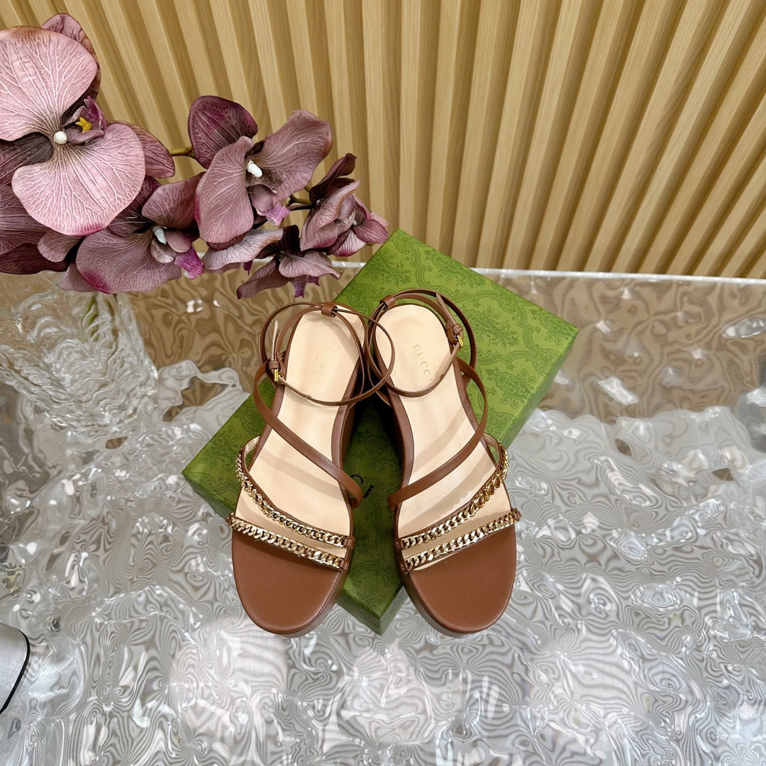 GG PLATFORM SANDAL CARAMEL CALFSKIN WITH CHAINS