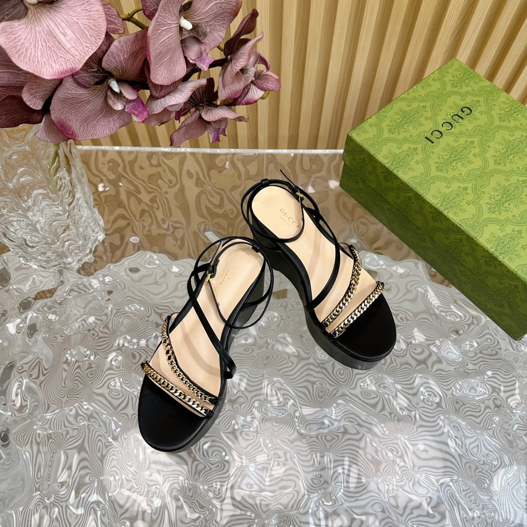 GG PLATFORM SANDAL BLACK CALFSKIN WITH CHAINS
