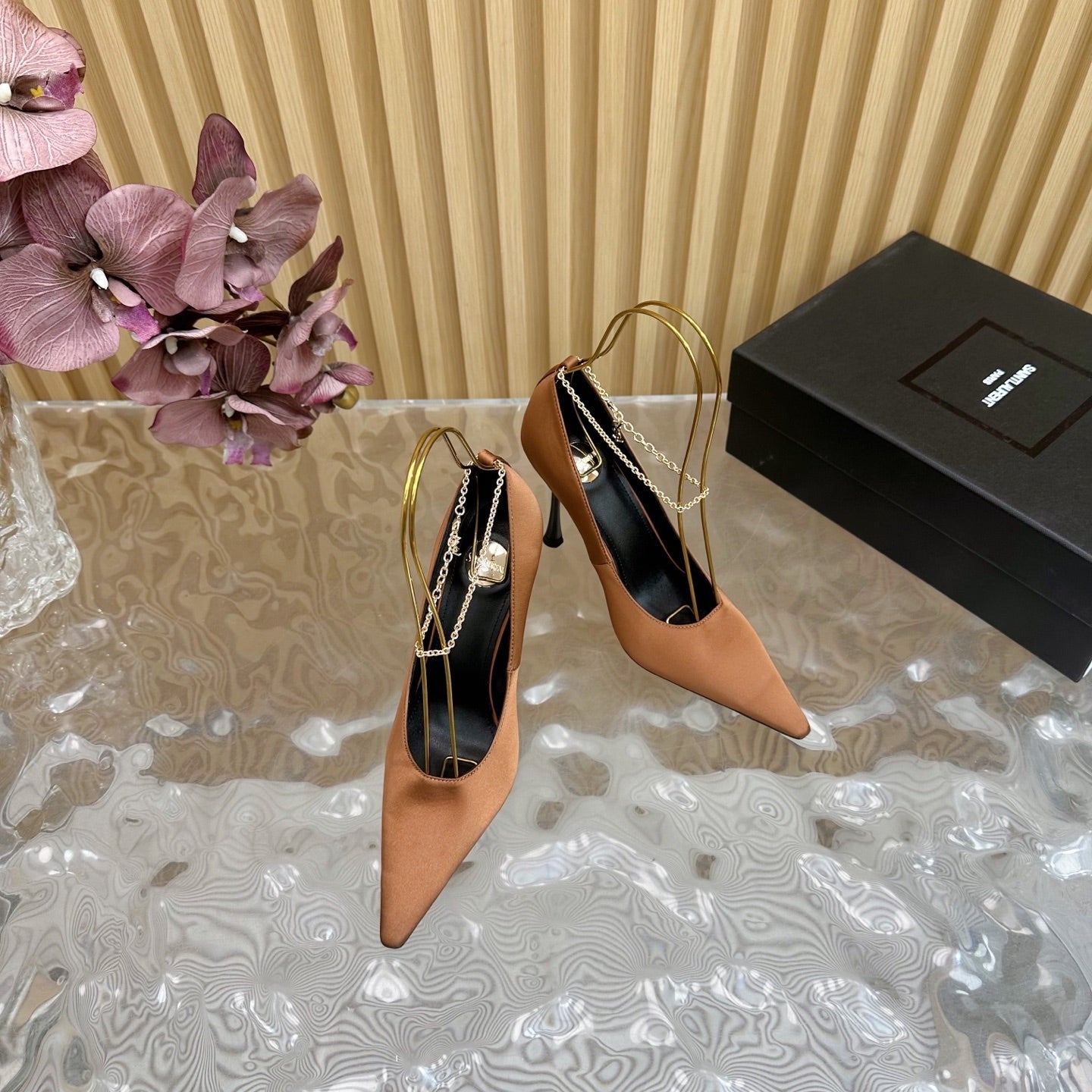 RÃ‰GINE PUMPS IN RUSTIC ORANGE SATIN GOLD CHAIN