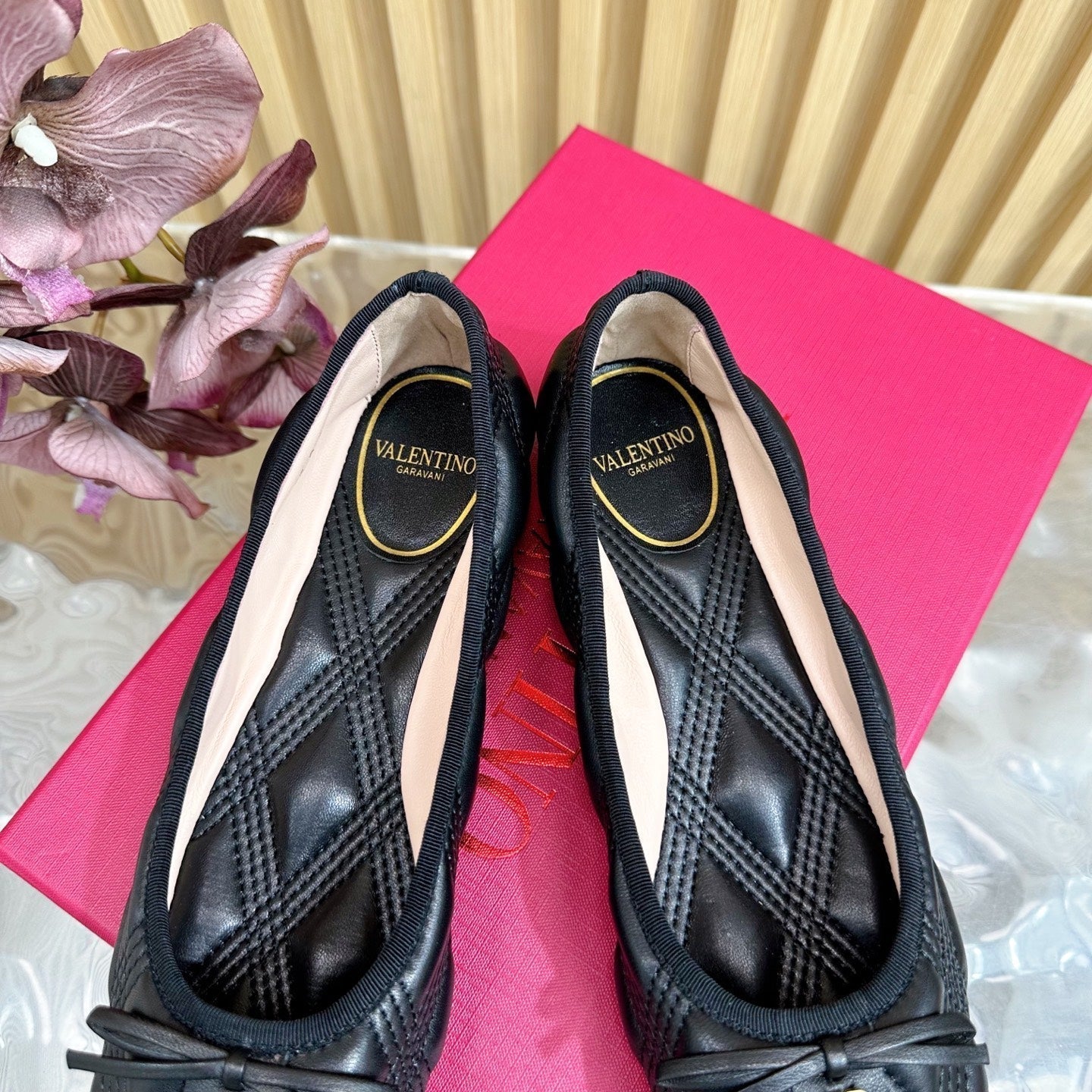 VT 2025 Quilted Leather Bow Ballerina Flats Black Sheepskin 286493