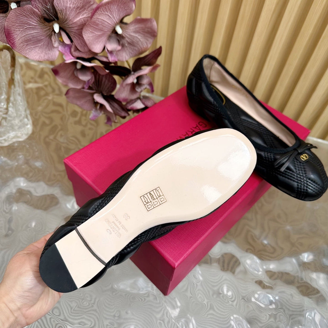 VT 2025 Quilted Leather Bow Ballerina Flats Black Sheepskin 286493