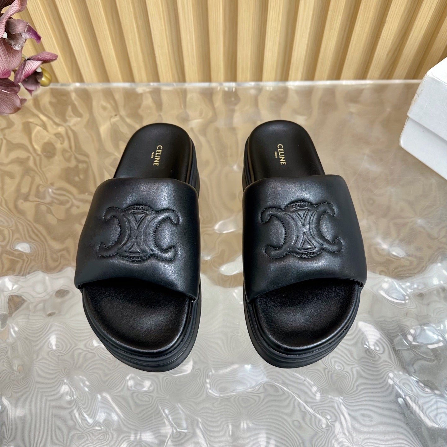 CELINE 25 Sline Sandal Black Sheepskin 285910