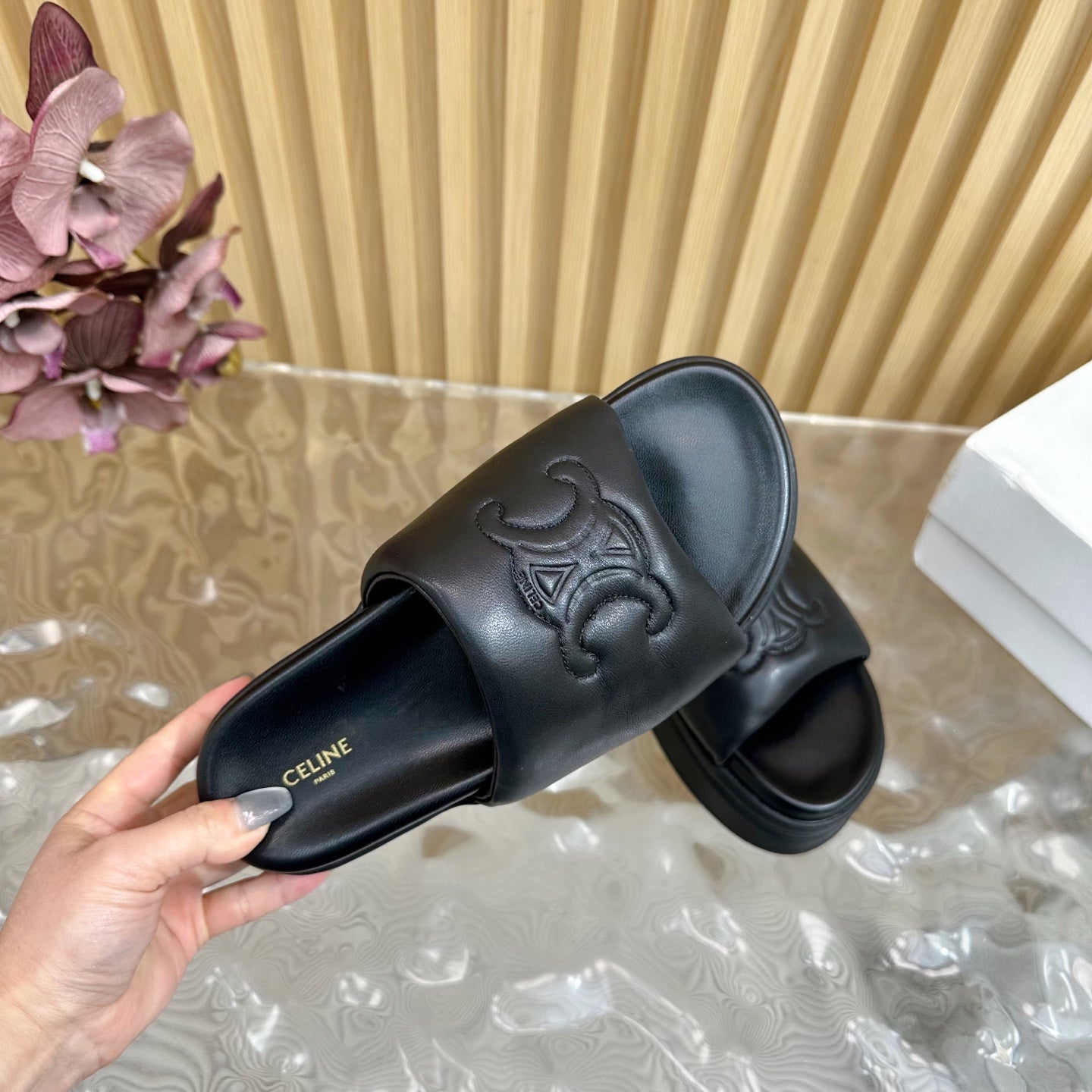 CELINE 25 Sline Sandal Black Sheepskin 285910