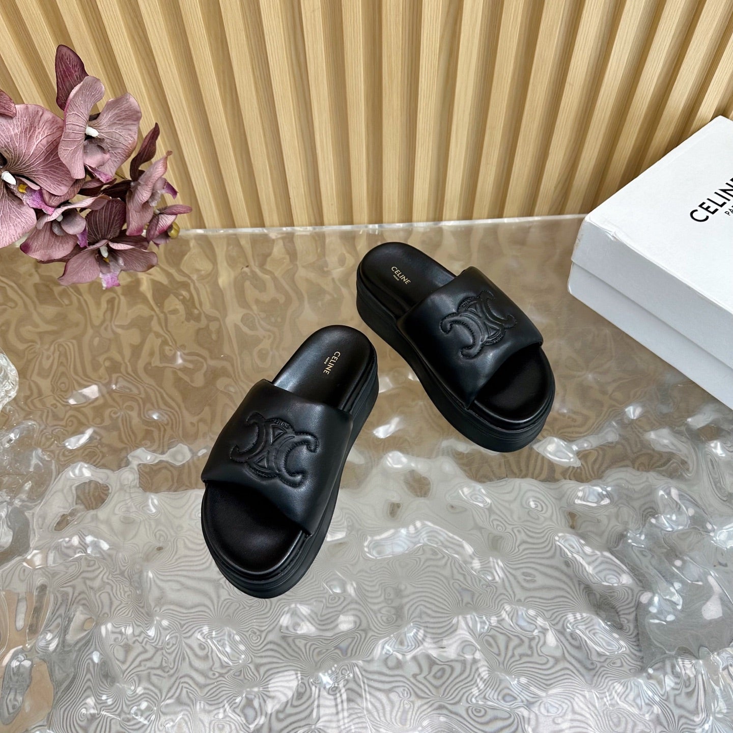 CELINE 25 Sline Sandal Black Sheepskin 285910
