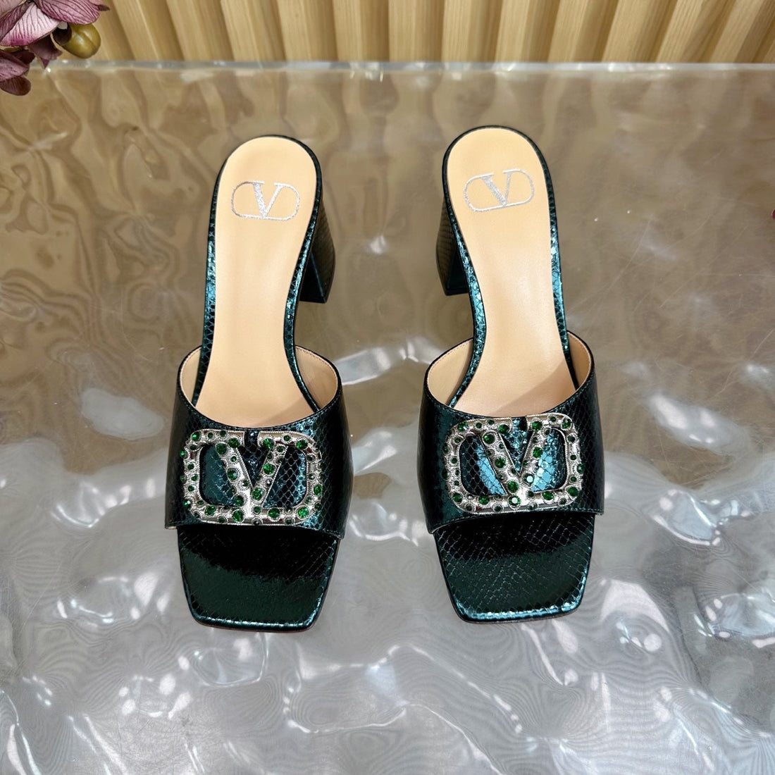 VT 25 Vlogo Mule Peacock Blue Snakeskin Leather 331927