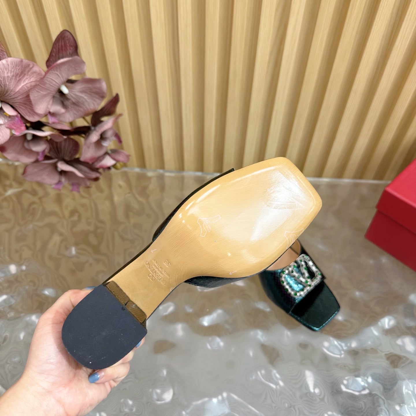 VT 25 Vlogo Mule Peacock Blue Snakeskin Leather 331927