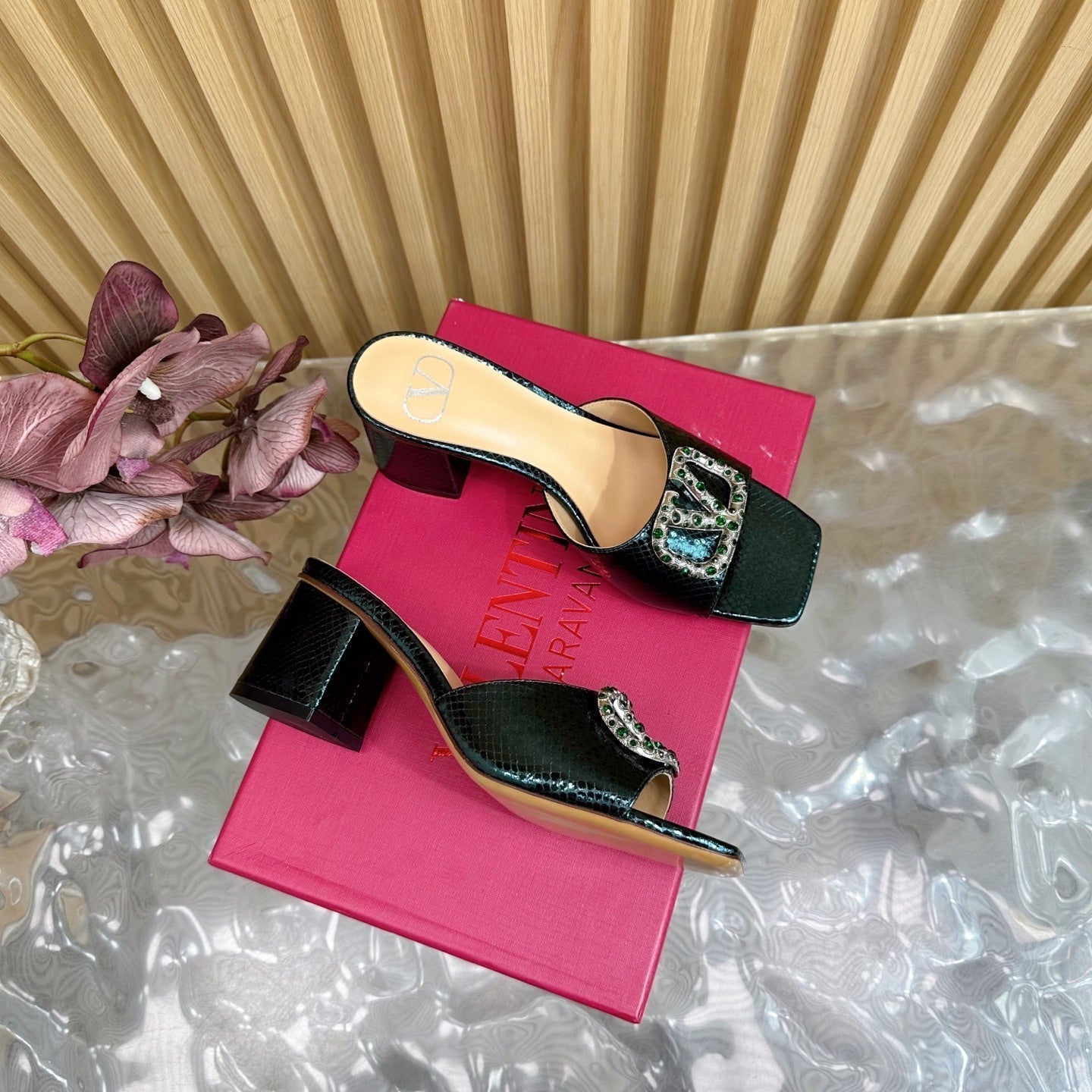 VT 25 Vlogo Mule Peacock Blue Snakeskin Leather 331927