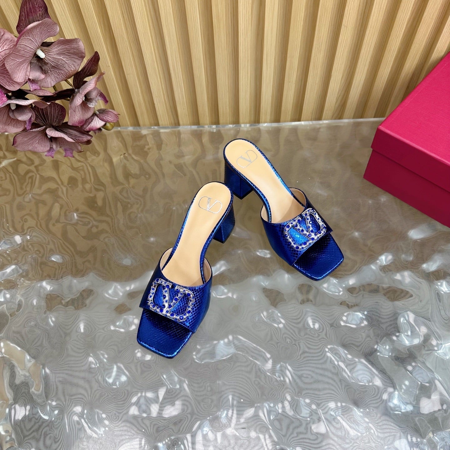 VT 25 Vlogo Mule Admiral Blue Snakeskin Leather