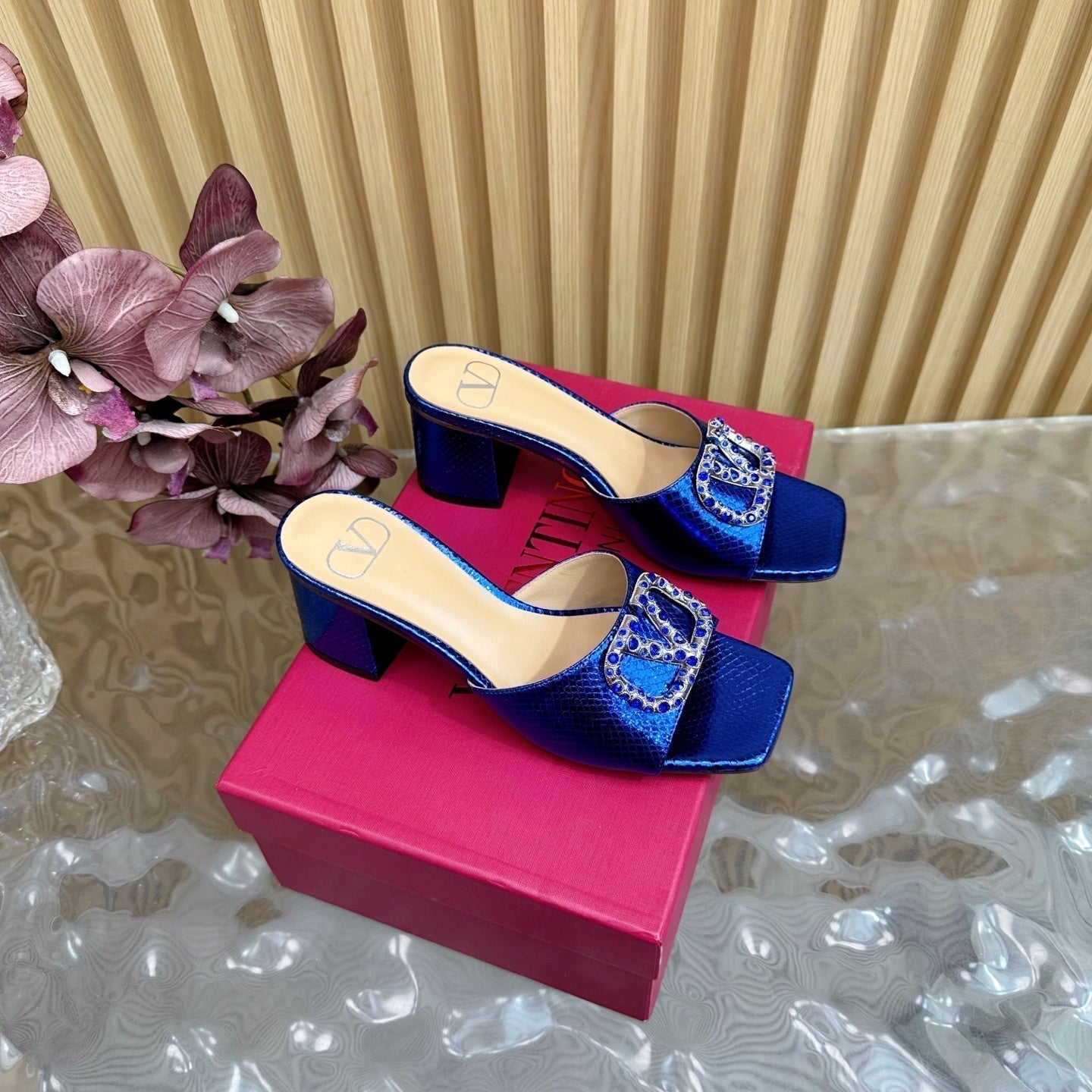 VT 25 Vlogo Mule Admiral Blue Snakeskin Leather