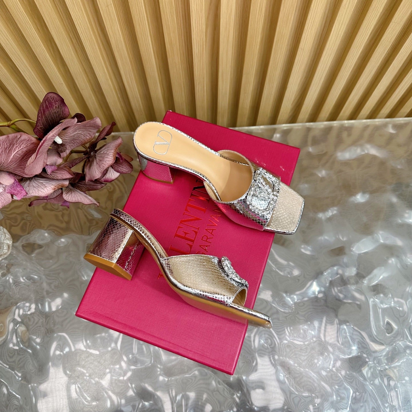 VT 25 Vlogo Mule Silver Snakeskin Leather