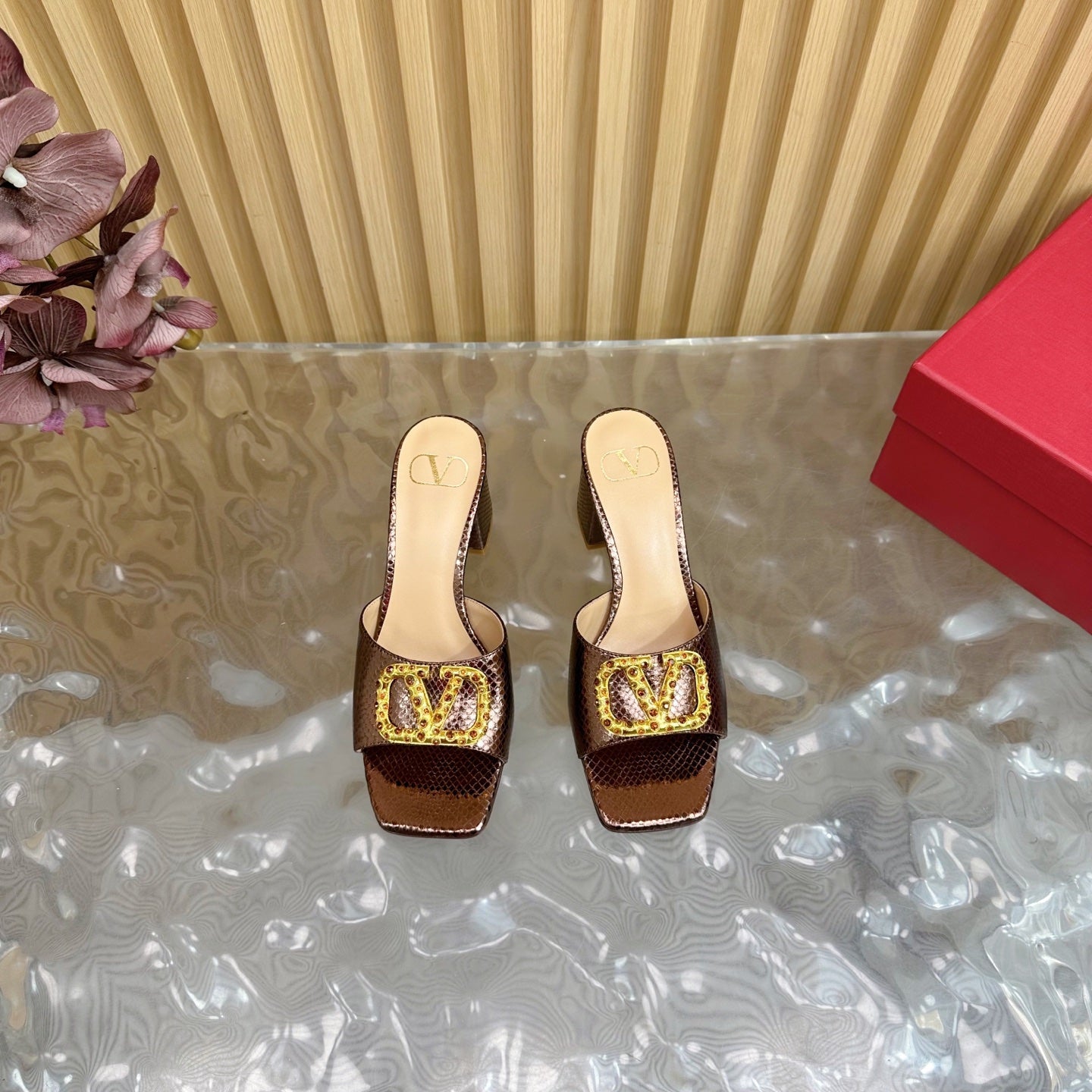 VT 25 Vlogo Mule Brown Snakeskin Leather