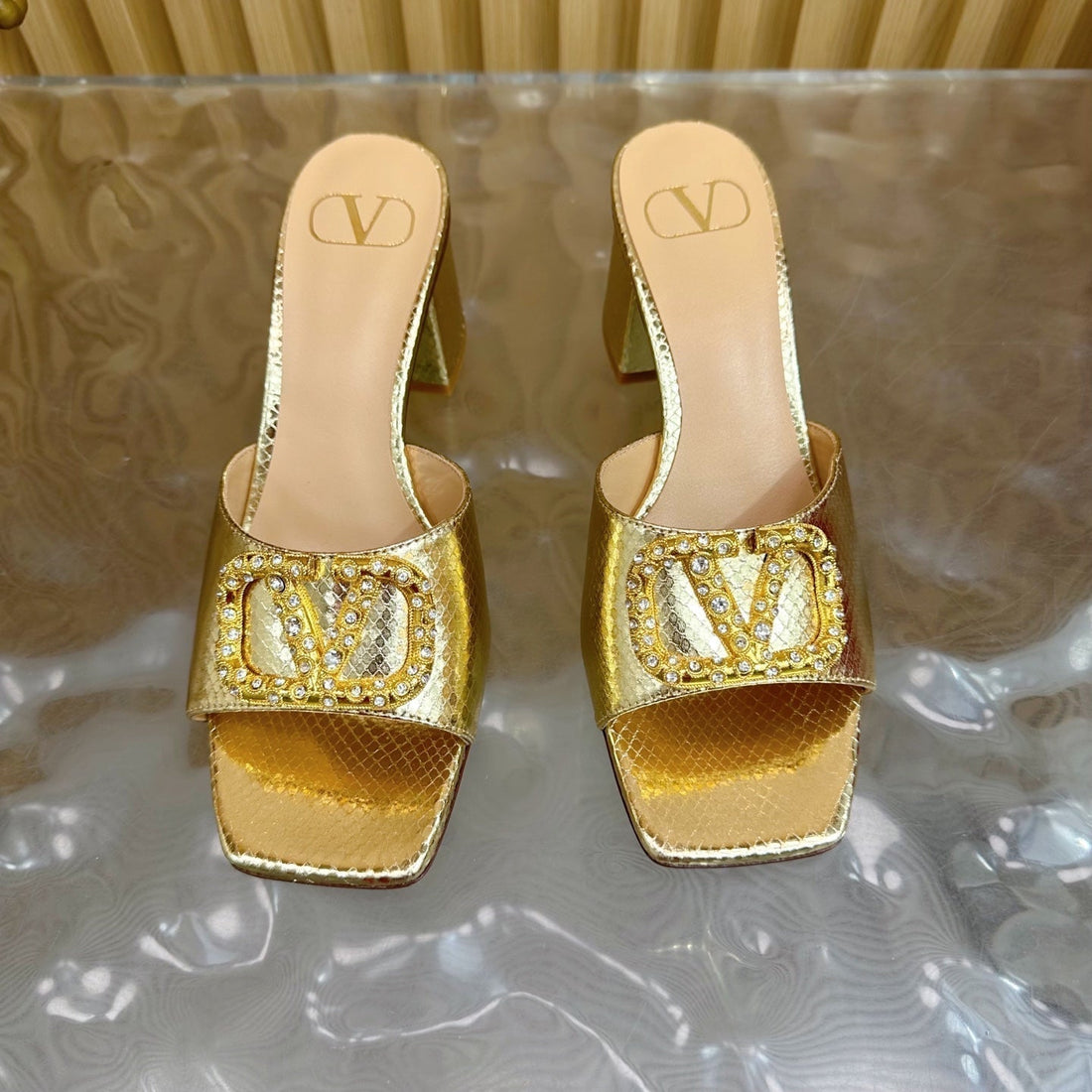 VT 25 Vlogo Mule Gold Snakeskin Leather