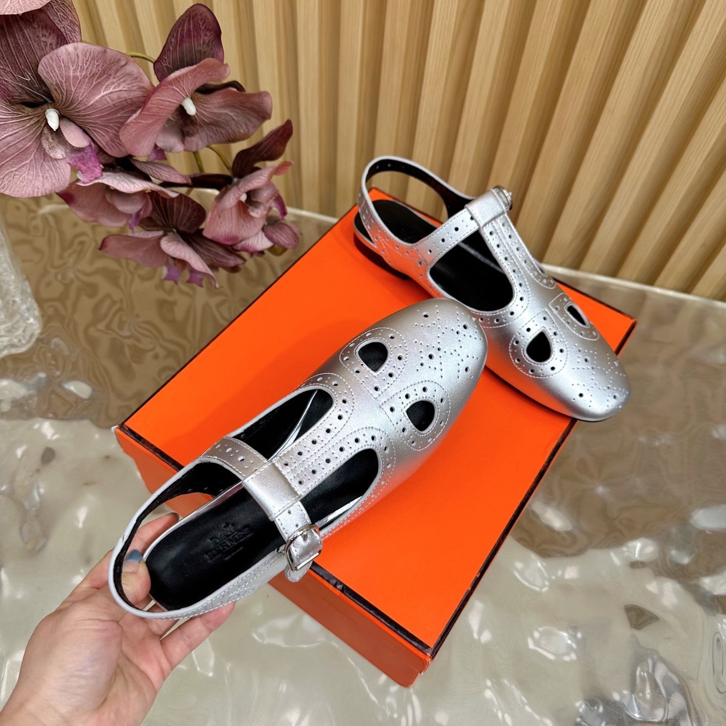 HM 25 Kim Slingback Grey Lambskin 352956