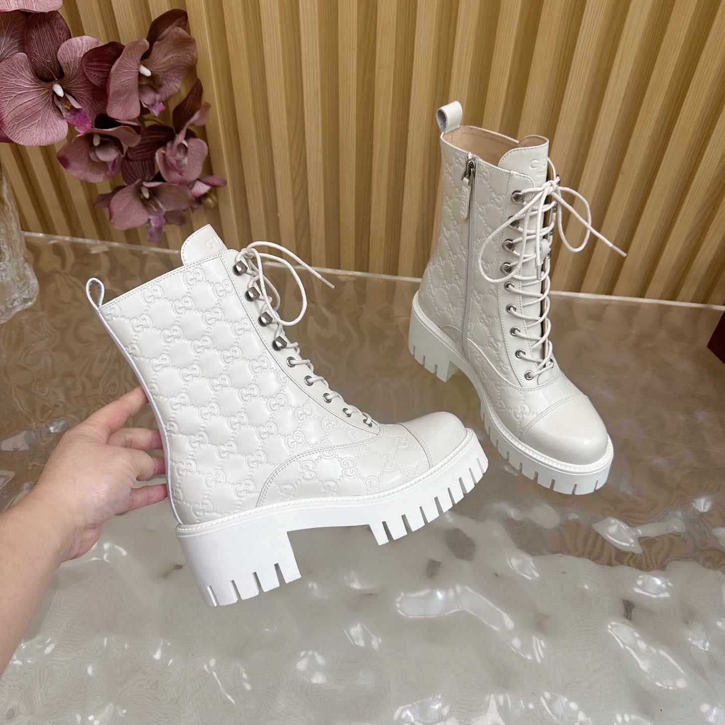 Gucci 2025 Boot Cream Embossed Cowhide 498048