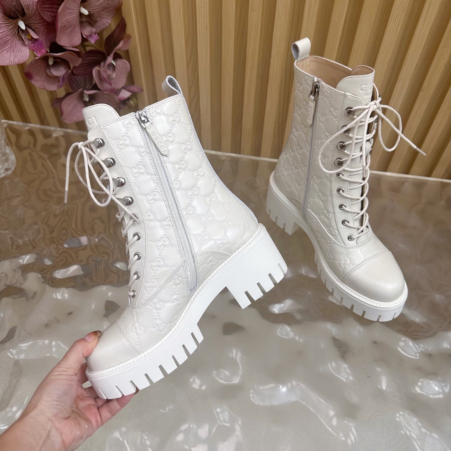 Gucci 2025 Boot Cream Embossed Cowhide 498048