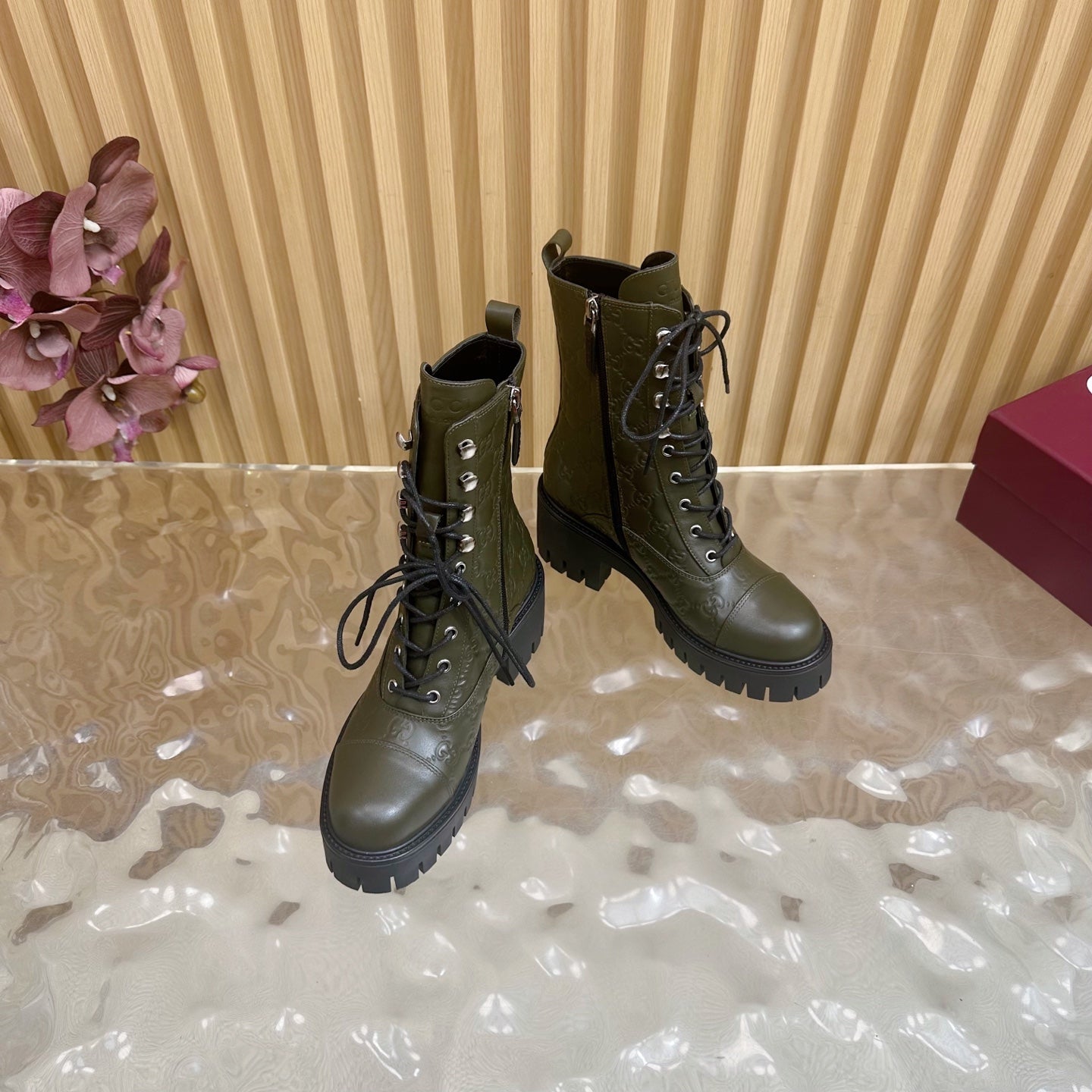 Gucci 2025 Boot Olive Green Black Embossed Cowhide 498050