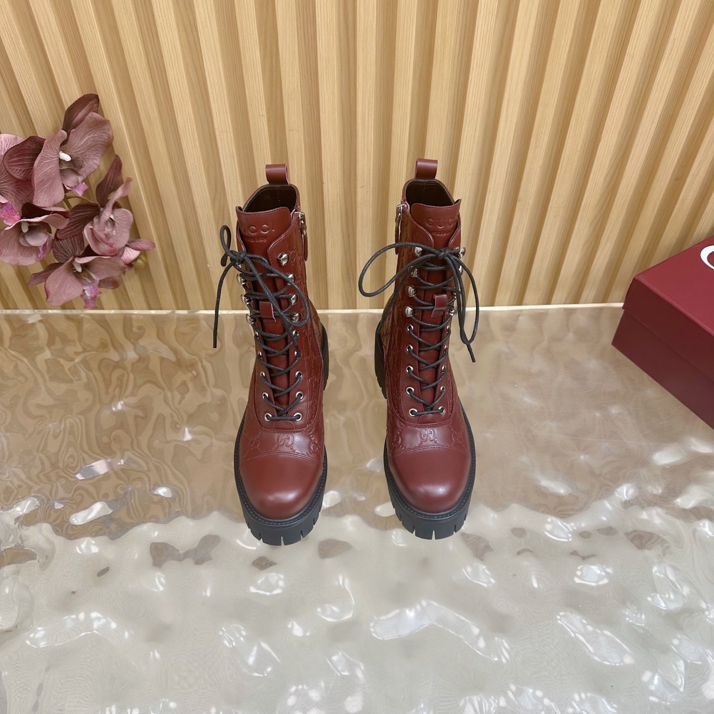 Gucci 2025 Boot Red Black Embossed Cowhide 498051