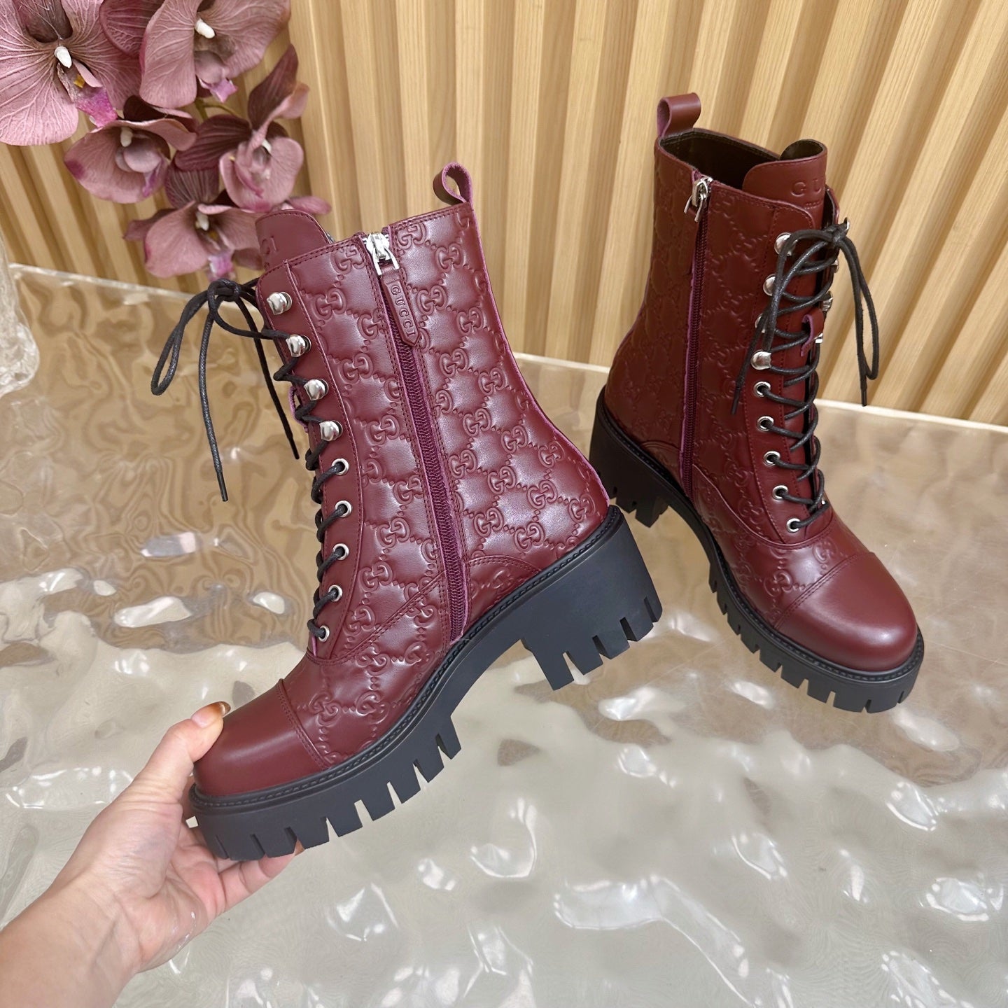 Gucci 2025 Boot Red Black Embossed Cowhide 498051